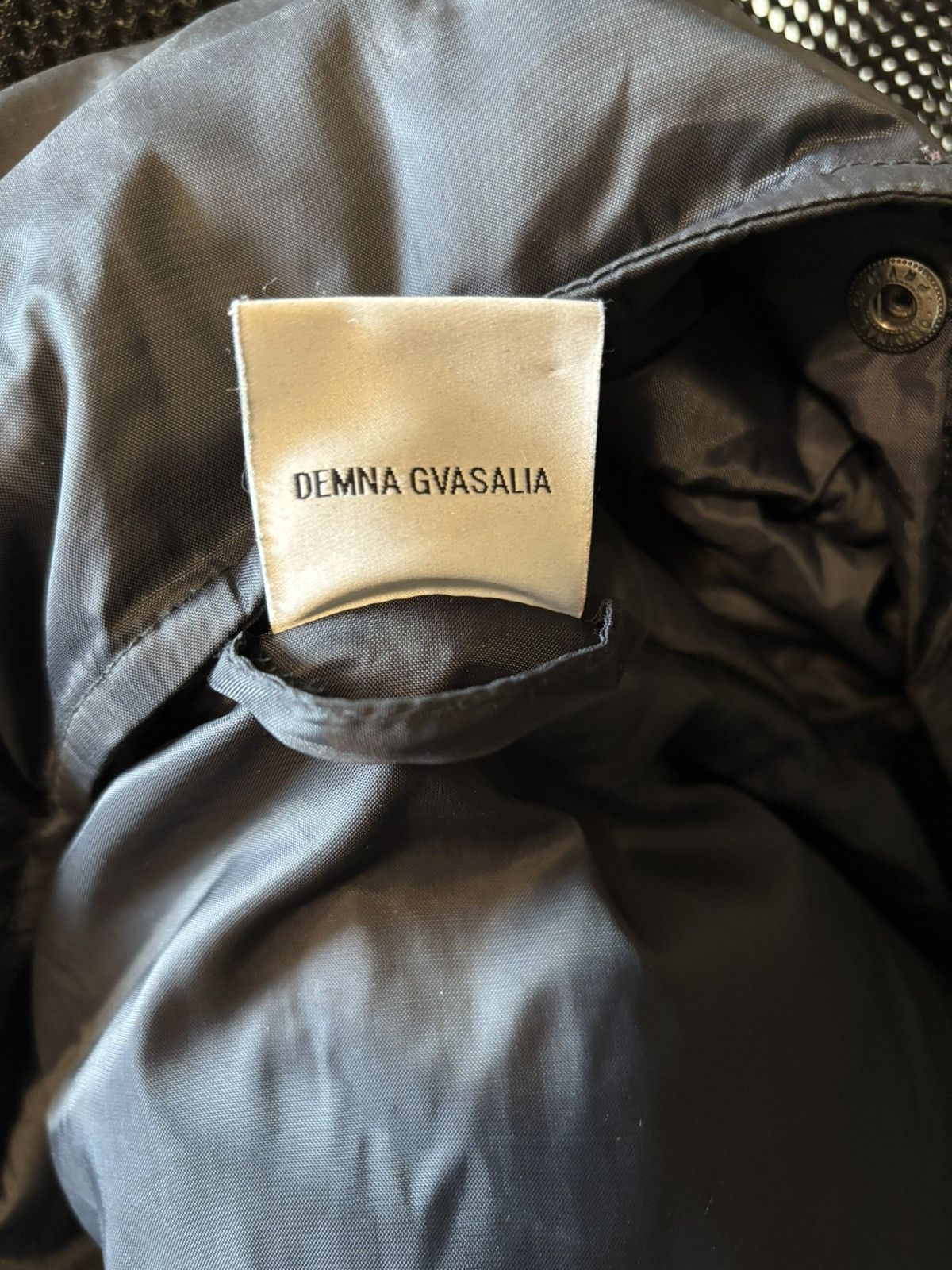 Vetements VETEMENTS GENETICALLY MODIFIED PARKA - AW17 Size US S / EU 44-46 / 1 - 5 Thumbnail