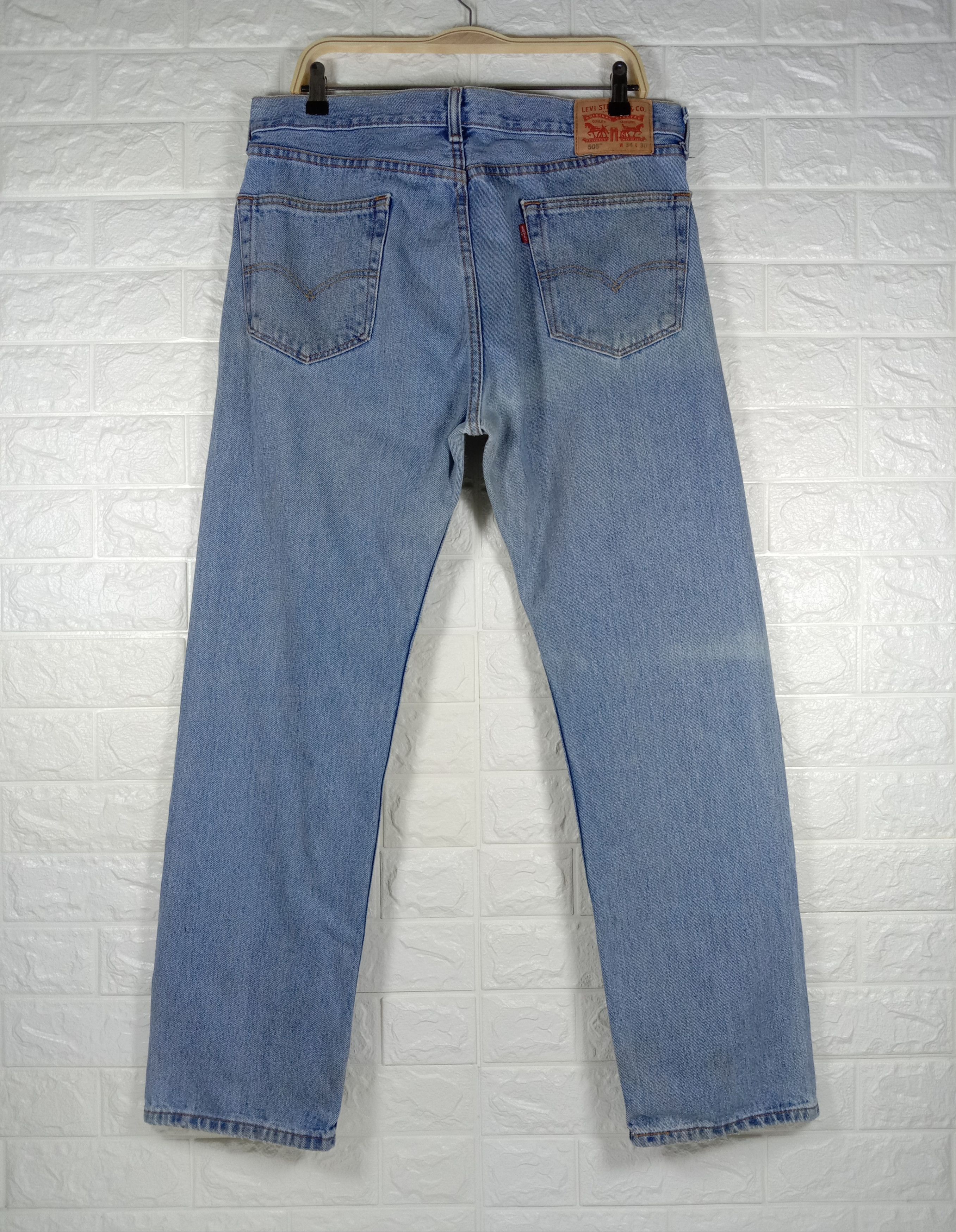 Levi's Vintage Levi’s 505 Jeans Blue Wash Regular Fit Denim Size US 34 / EU 50 - 5 Thumbnail