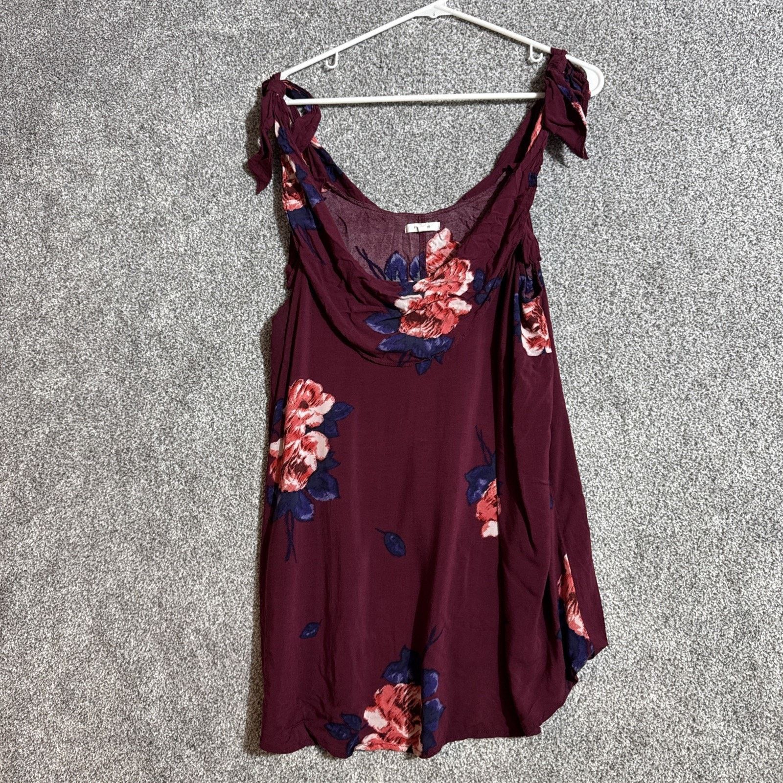 Other Maurices Top Women Size 0 US XS Boho Floral Dainty Self Tie Size XS / US 0-2 / IT 36-38 - 1 Thumbnail