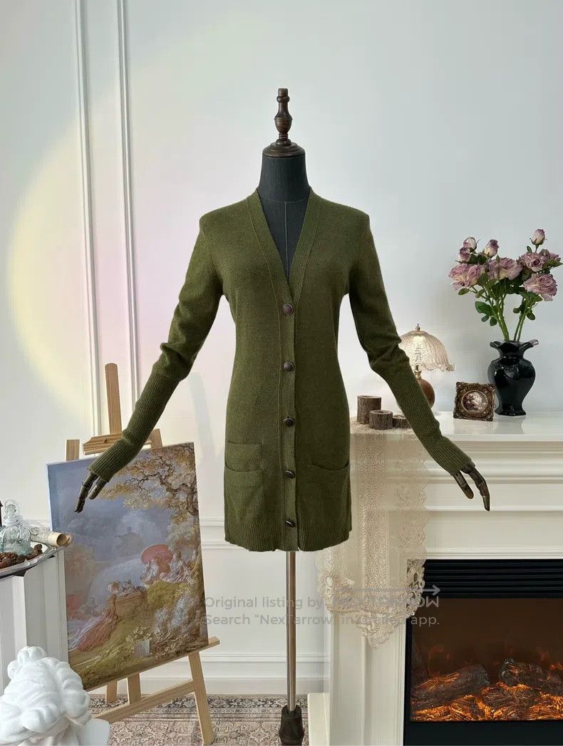 Hermes Hermes Solid v-neck cashmere single-breasted long cardigan Size XS / US 0-2 / IT 36-38 - 2 Thumbnail