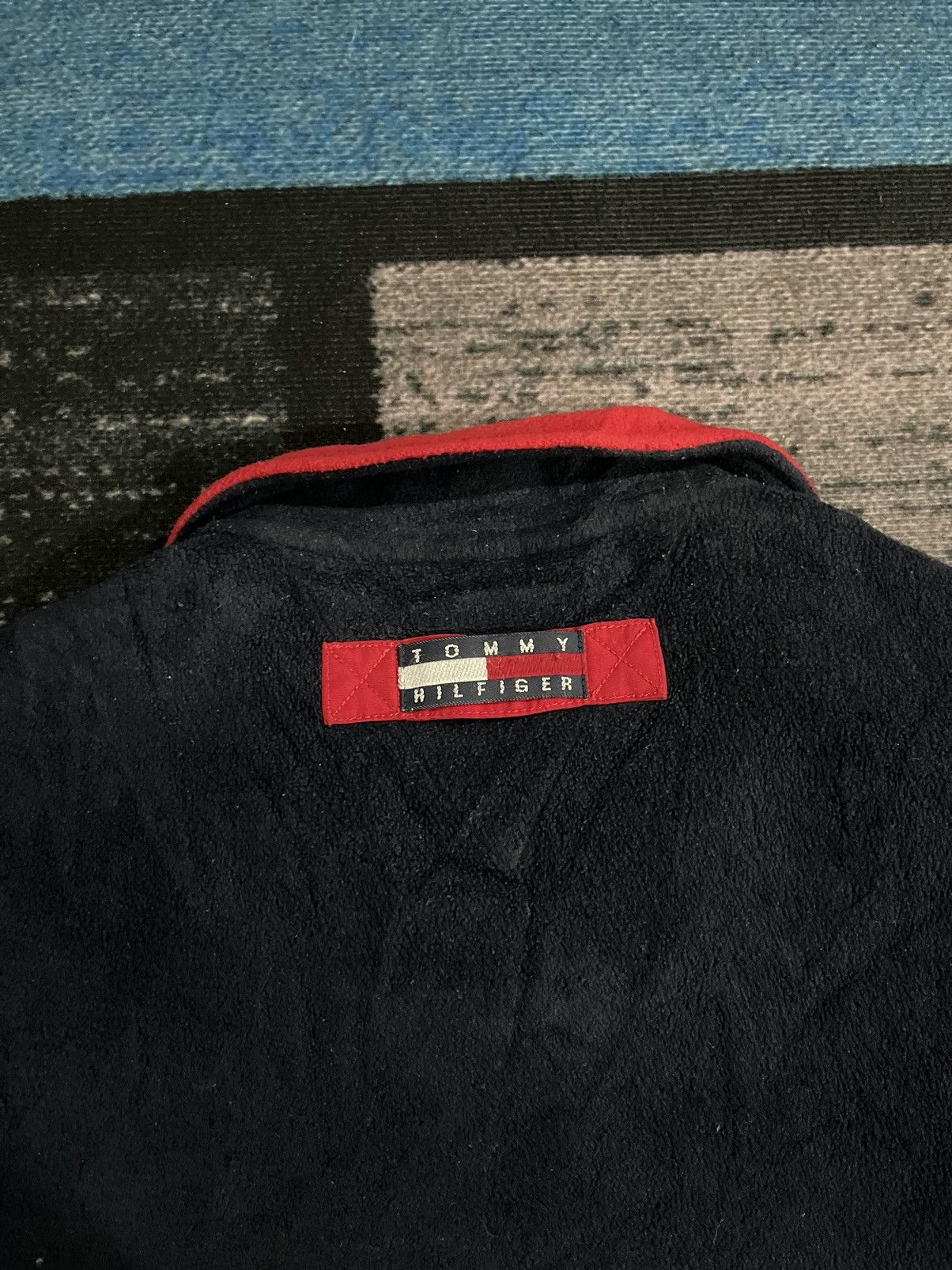 Tommy Hilfiger Vintage Tommy Hilfiger Fleece Jacket Size US XL / EU 56 / 4 - 11 Thumbnail