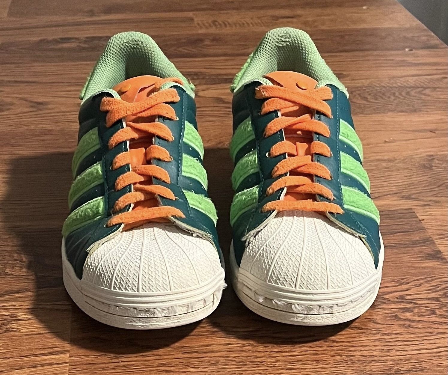 Adidas Adidas Superstar South Park Kyle Green Fuzzy Orange Size US 7 / EU 40 - 4 Thumbnail