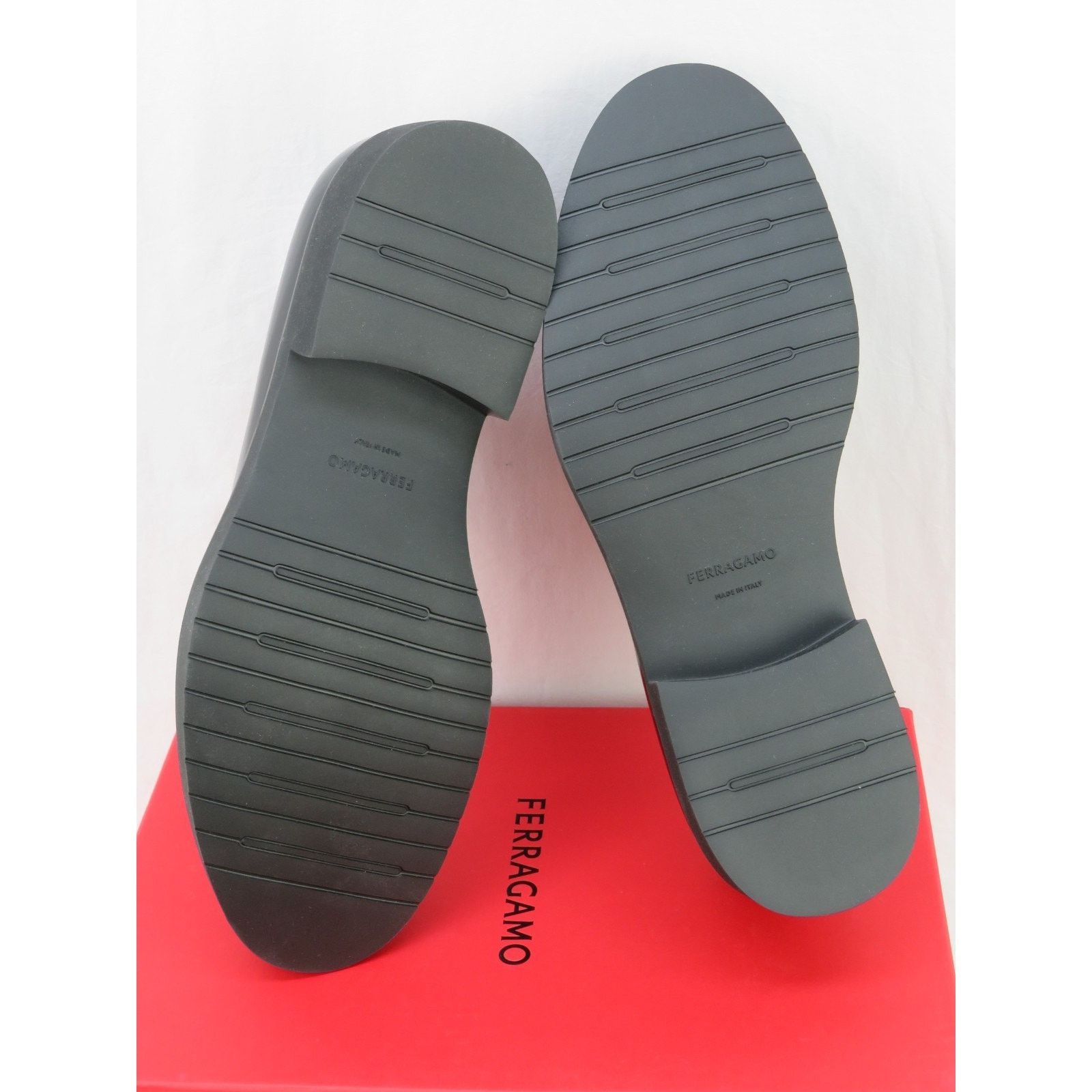 Salvatore Ferragamo FERRAGAMO FIORELLO BLACK PATENT LEATHER GANCINI LOAFERS 9.5 Size US 9.5 / EU 42-43 - 10 Thumbnail