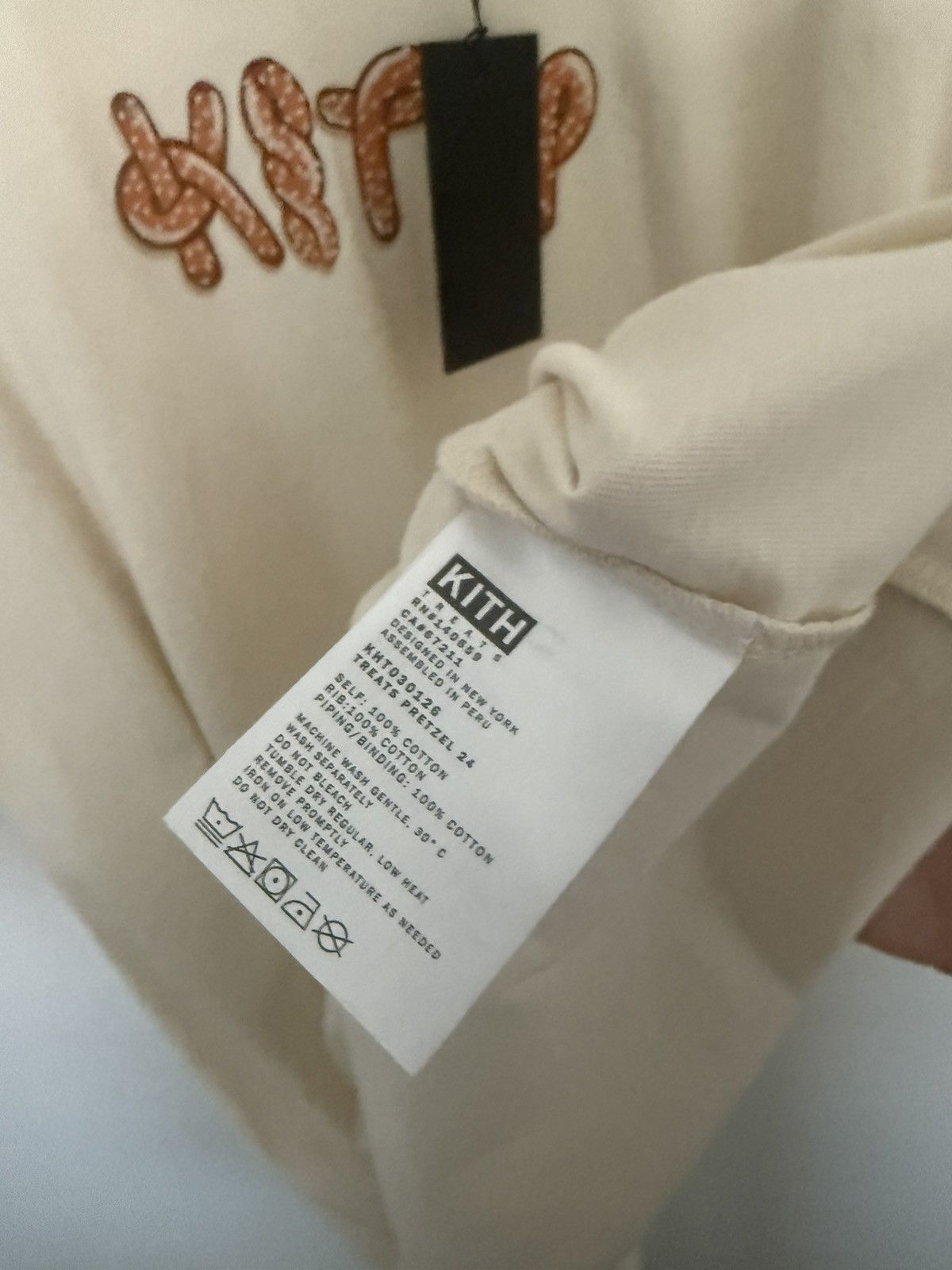 Kith × Vintage Kith Treats Pretzel Waffle Tee Size US XXL / EU 58 / 5 - 6 Thumbnail