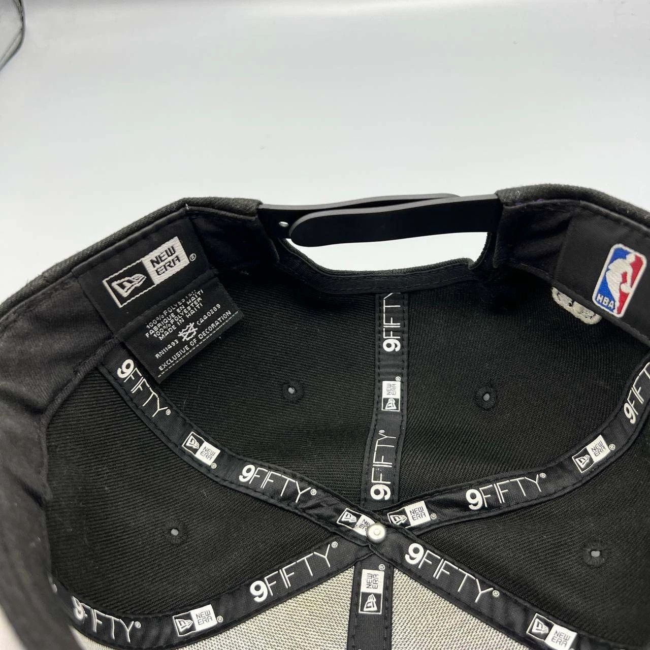 New Era Los Angeles LA Lakers Hat Men Black Gray NBA Snap Back Cap Size ONE SIZE - 5 Thumbnail