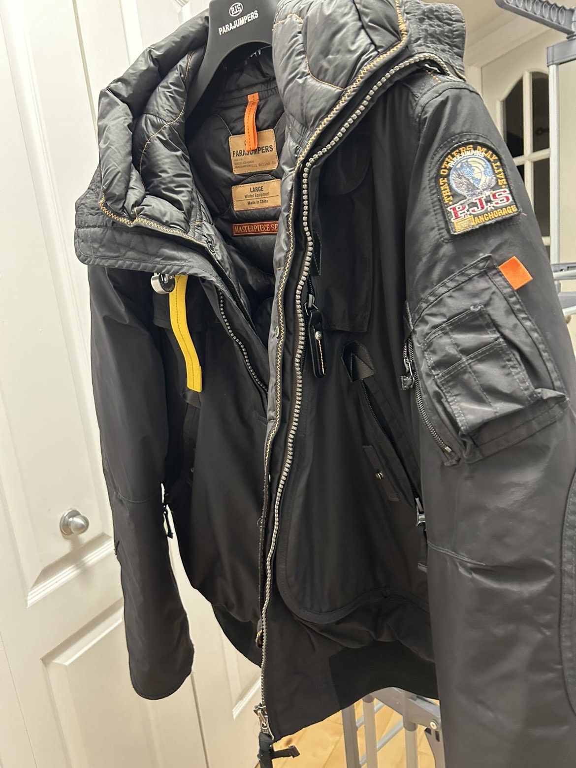 Parajumpers GOBI - HOODED BOMBER (L) Size US L / EU 52-54 / 3 - 1 Thumbnail