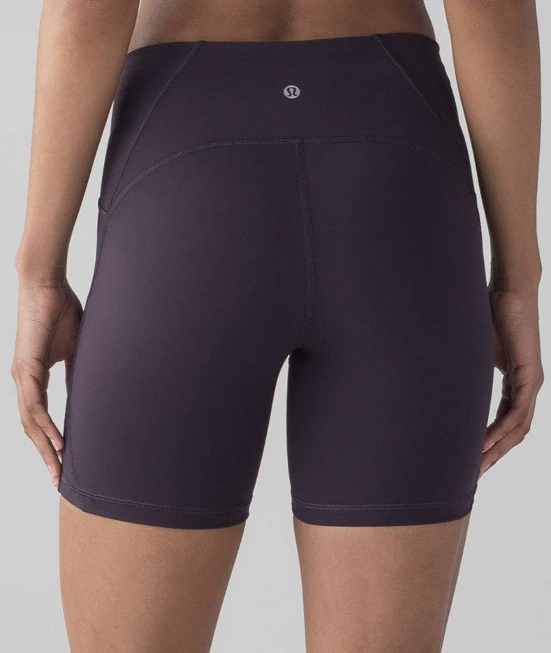 Lululemon Lululemon Train Times Short 6" Boysenberry VEUC SZ 4 Size 27" / US 4 / IT 40 - 3 Thumbnail