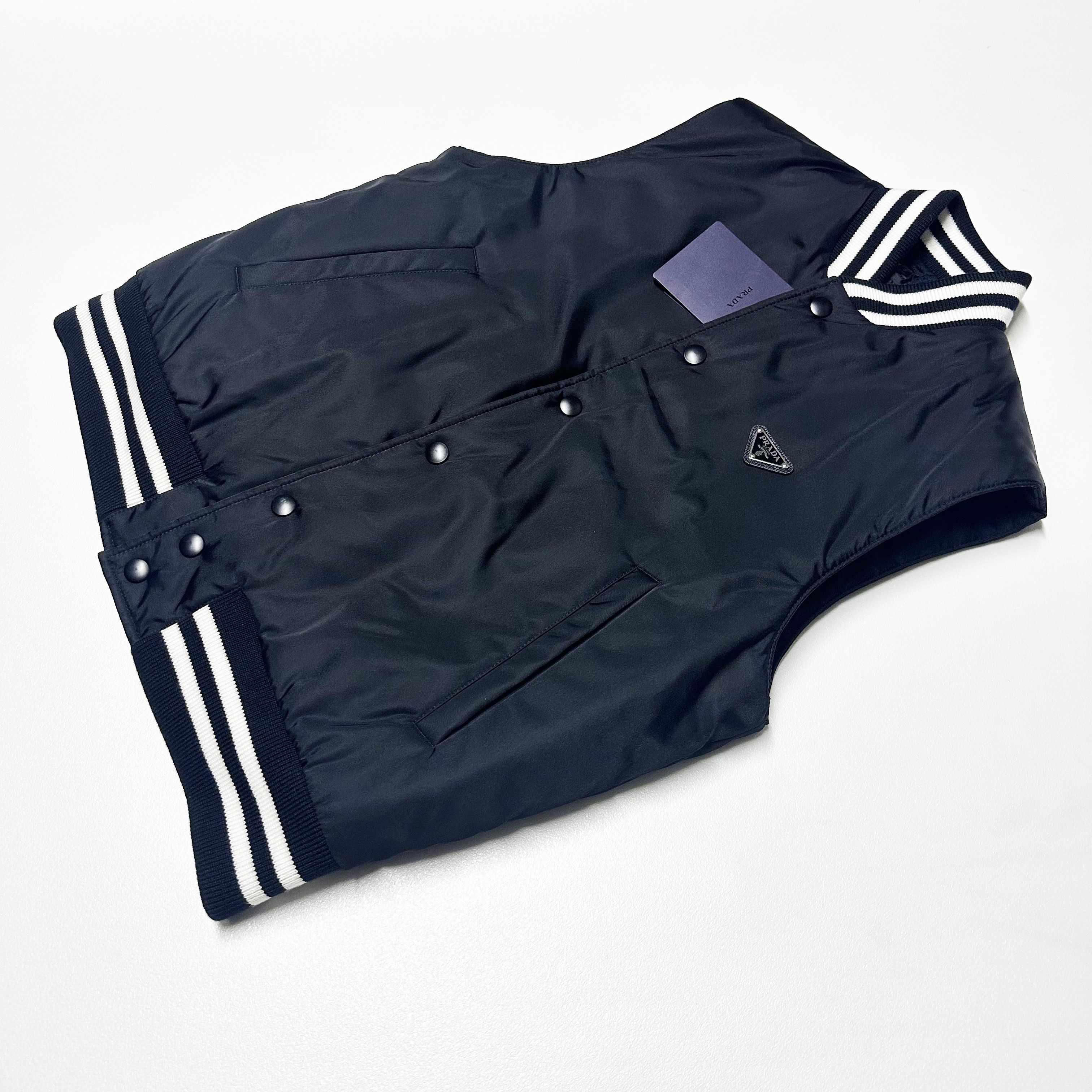 Prada Prada mens size S small black re-nylon Jacket gilet Vest Size US S / EU 44-46 / 1 - 9 Thumbnail