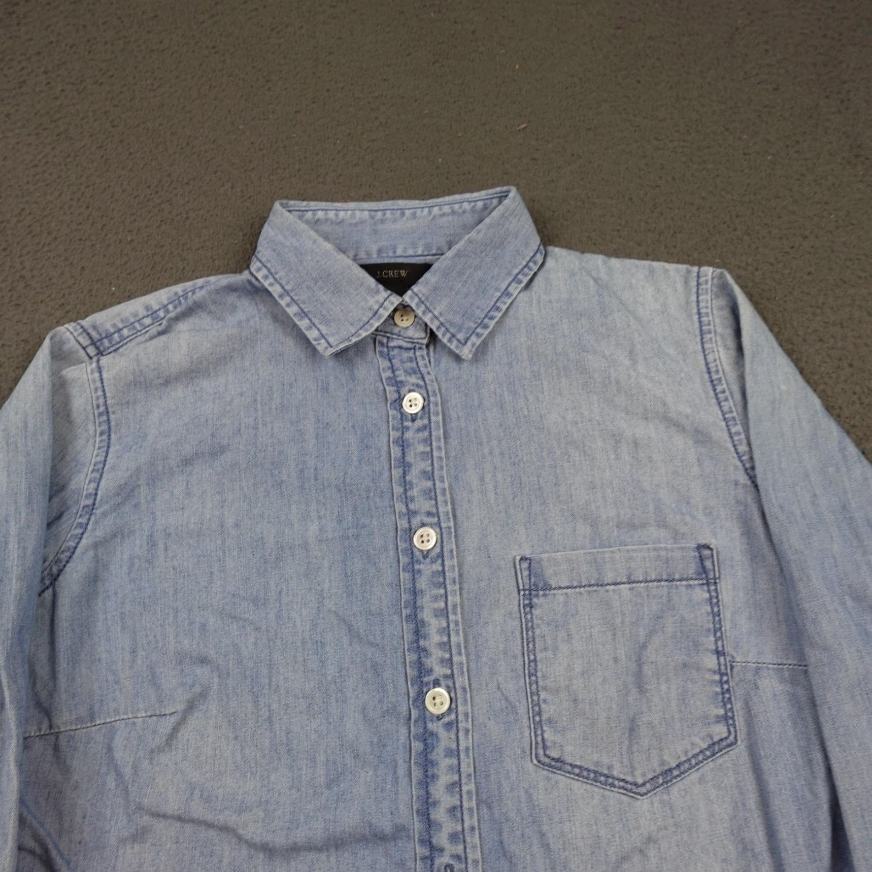 J.Crew J.Crew Shirt Womens 2 Light Blue Chambray Denim Button Down Long Sleeve Pocket Size XS / US 0-2 / IT 36-38 - 4 Thumbnail