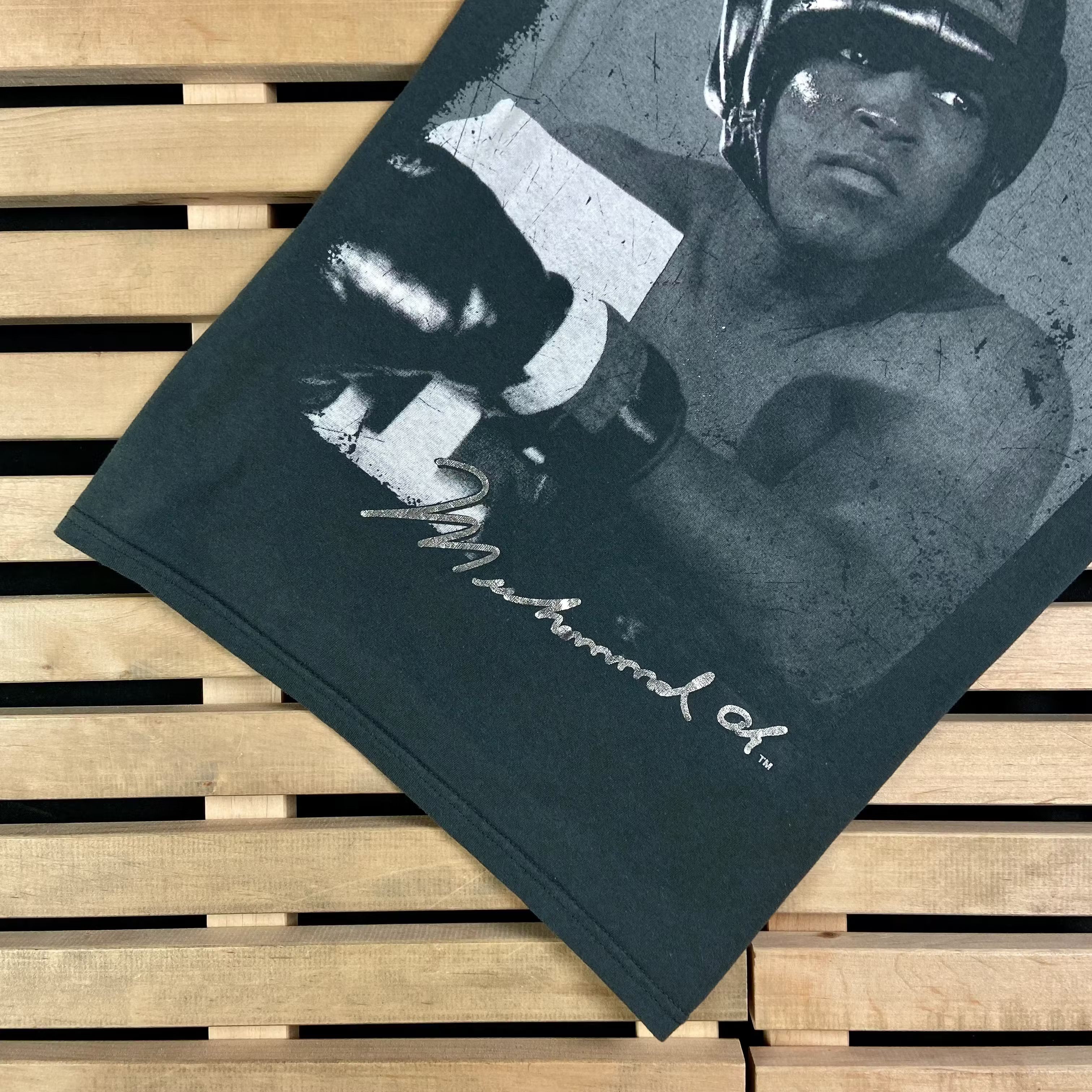 Vintage Mens VIntage T Shirt Muhammad Ali Size S Size US S / EU 44-46 / 1 - 3 Thumbnail