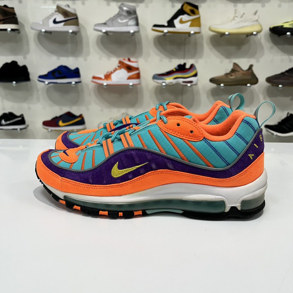 Nike Nike Air Max 98 Cone Size US 8.5 / EU 41-42 - 3 Thumbnail