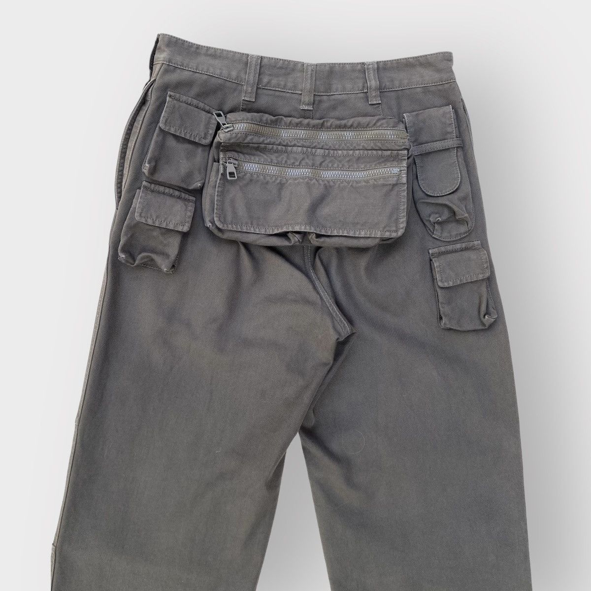 Louis Vuitton × Virgil Abloh Pre Fall 19 Hiking Cargo Pants Size US 30 / EU 46 - 4 Thumbnail