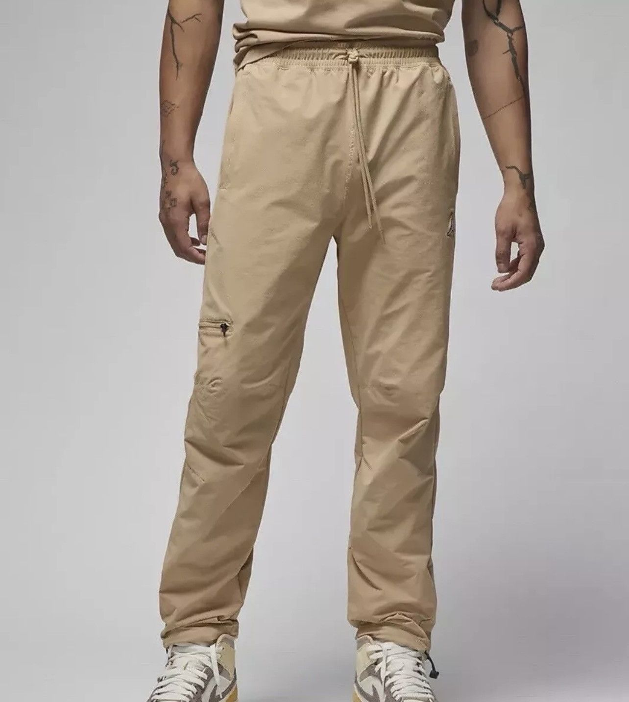 Jordan Brand Nike Air Jordan Essentials Woven Pants Tan Size US 30 / EU 46 - 2 Thumbnail