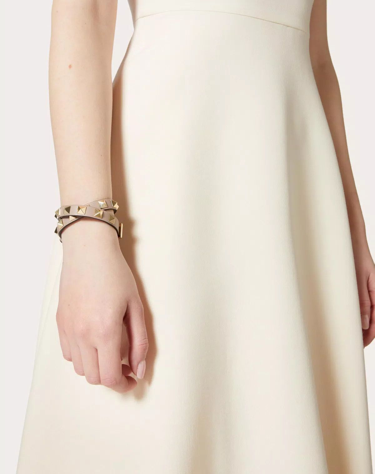 Valentino oc11z0725 Size:OS/Double-Strap Bracelet in Beige/Golden Size ONE SIZE - 5 Thumbnail