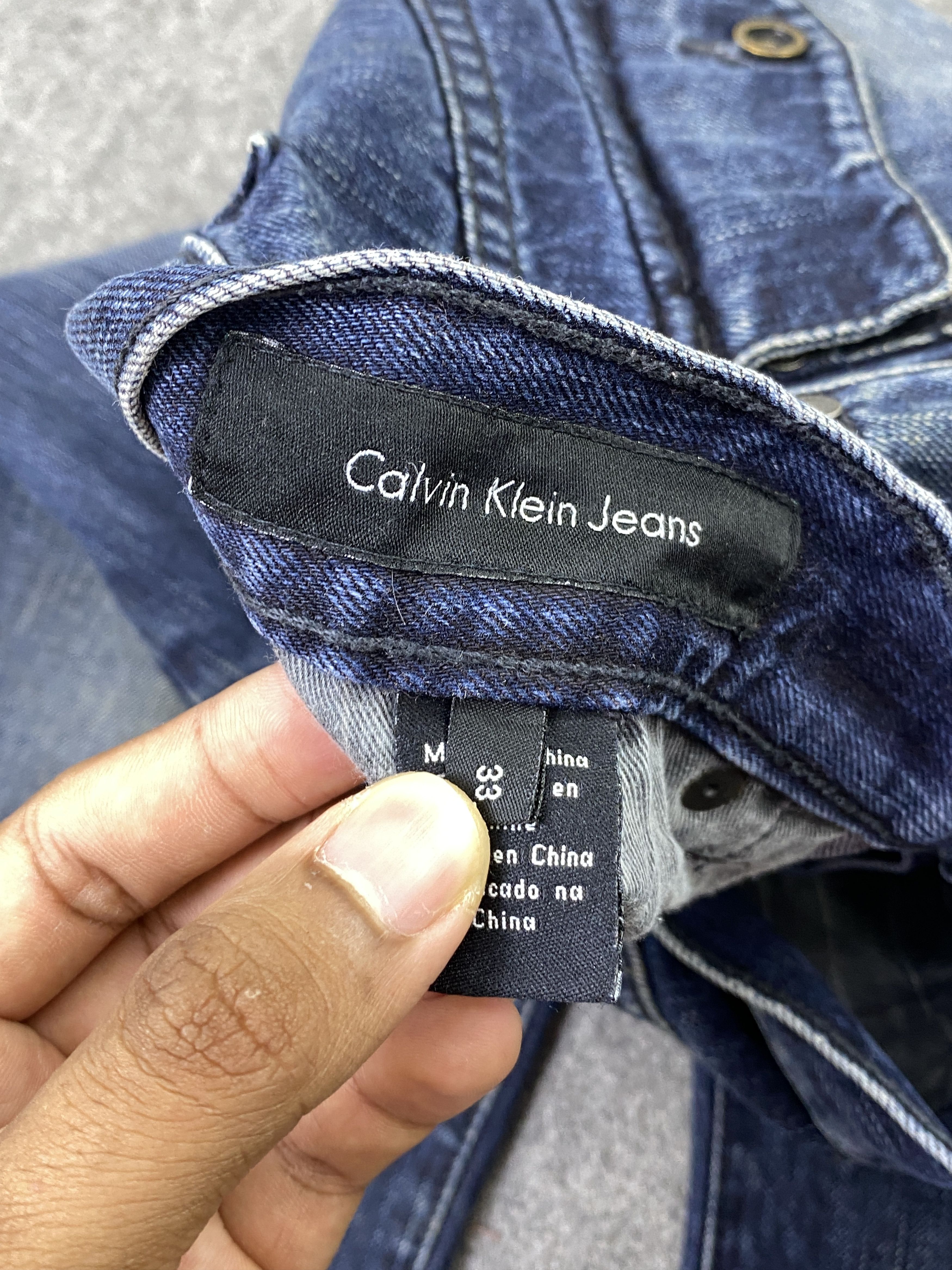 Calvin Klein Vintage Calvin Klein Jeans Faded Blue Denim DP2879 Size US 34 / EU 50 - 14 Thumbnail
