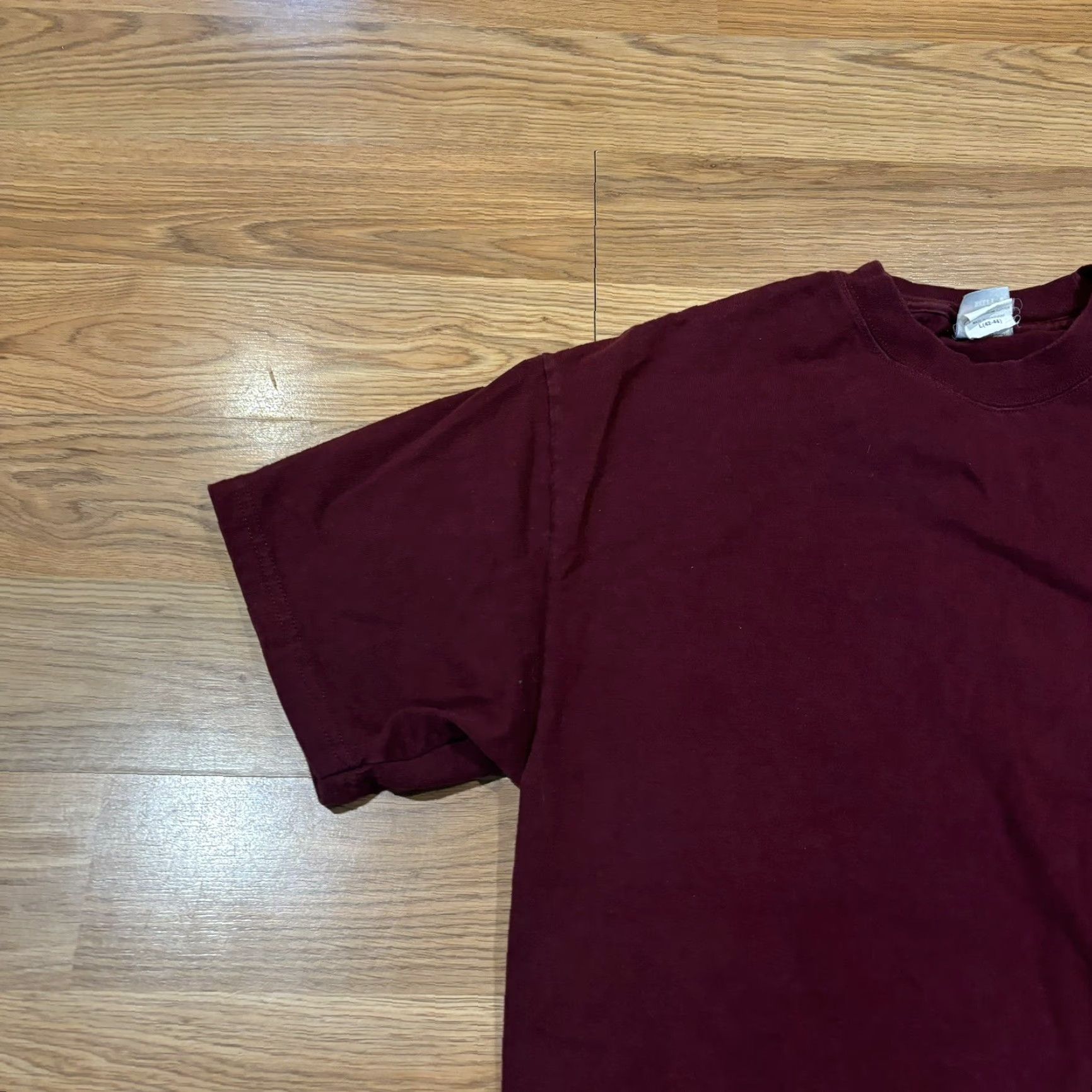 Calvin Klein VINTAGE Calvin Klein Euphoria T-Shirt Maroon Short Sleeve Crew Neck Beefy Tag Mens L Size US L / EU 52-54 / 3 - 4 Thumbnail