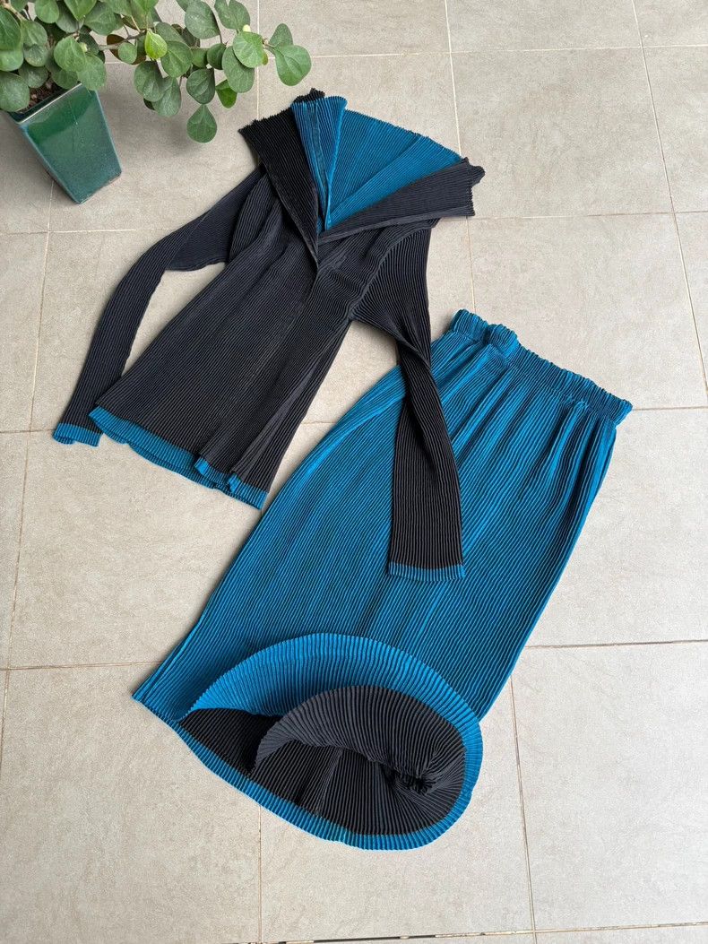 Issey Miyake Issey Miyake size:2 Black and blue main line two-color lon Size M / US 6-8 / IT 42-44 - 6 Thumbnail