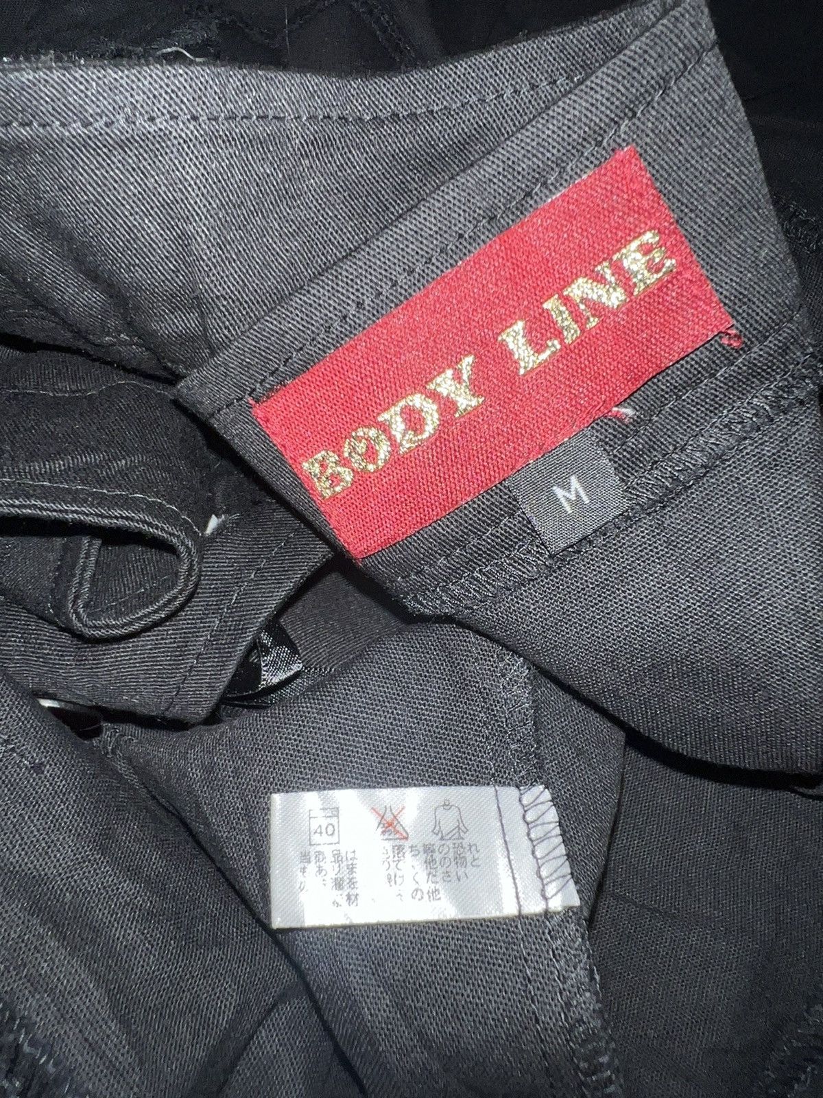 Japanese Brand Bodyline Punk pleated mini skirt ➕🧛🏻‍♀️ Size 25" / US 0 / IT 36 - 7 Thumbnail