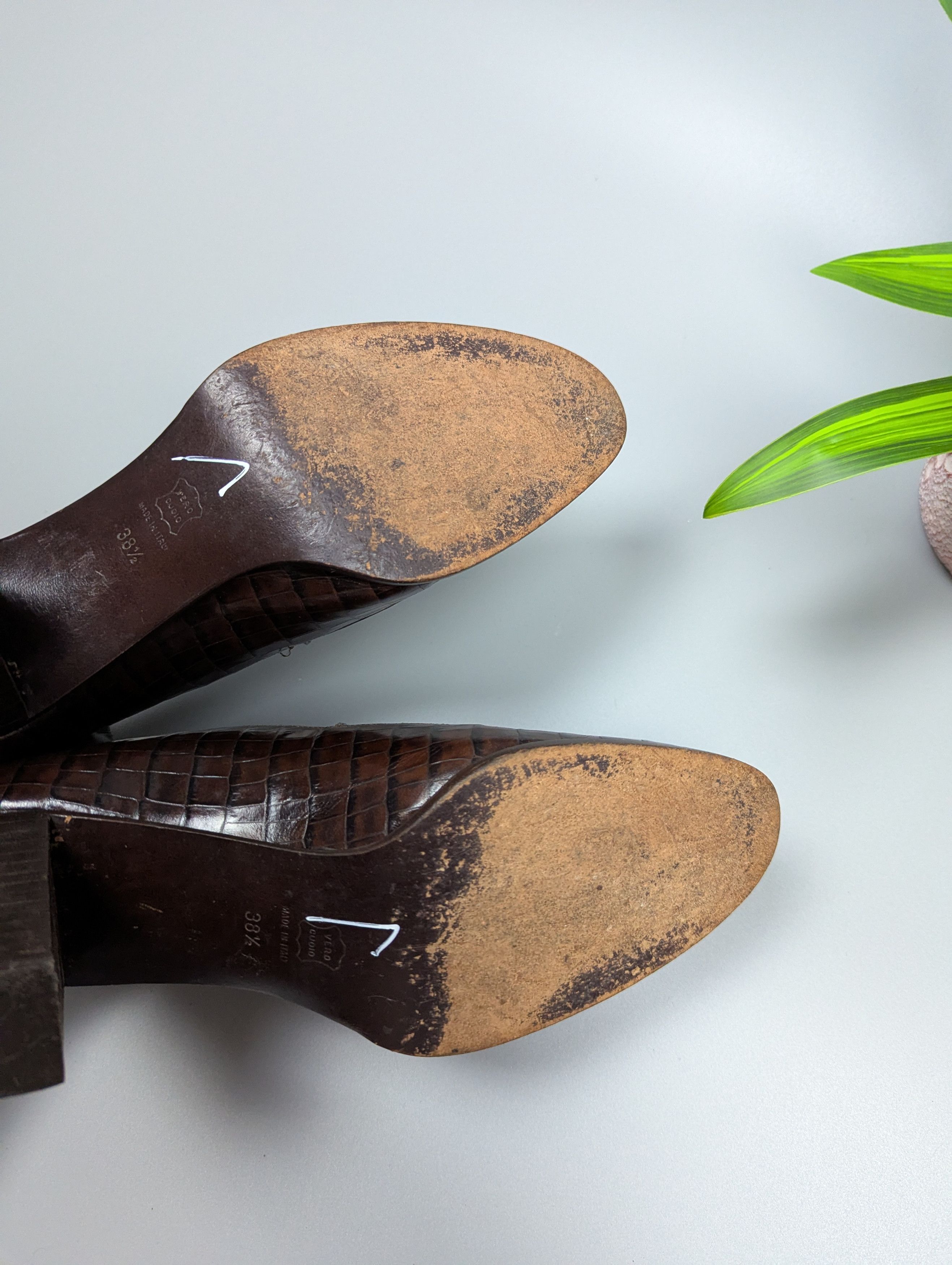 Giorgio Armani Giorgio Armani 80s Womens Leather Loafers Heels 38.5 US7.5/8 Size US 8.5 / IT 38.5 - 8 Thumbnail
