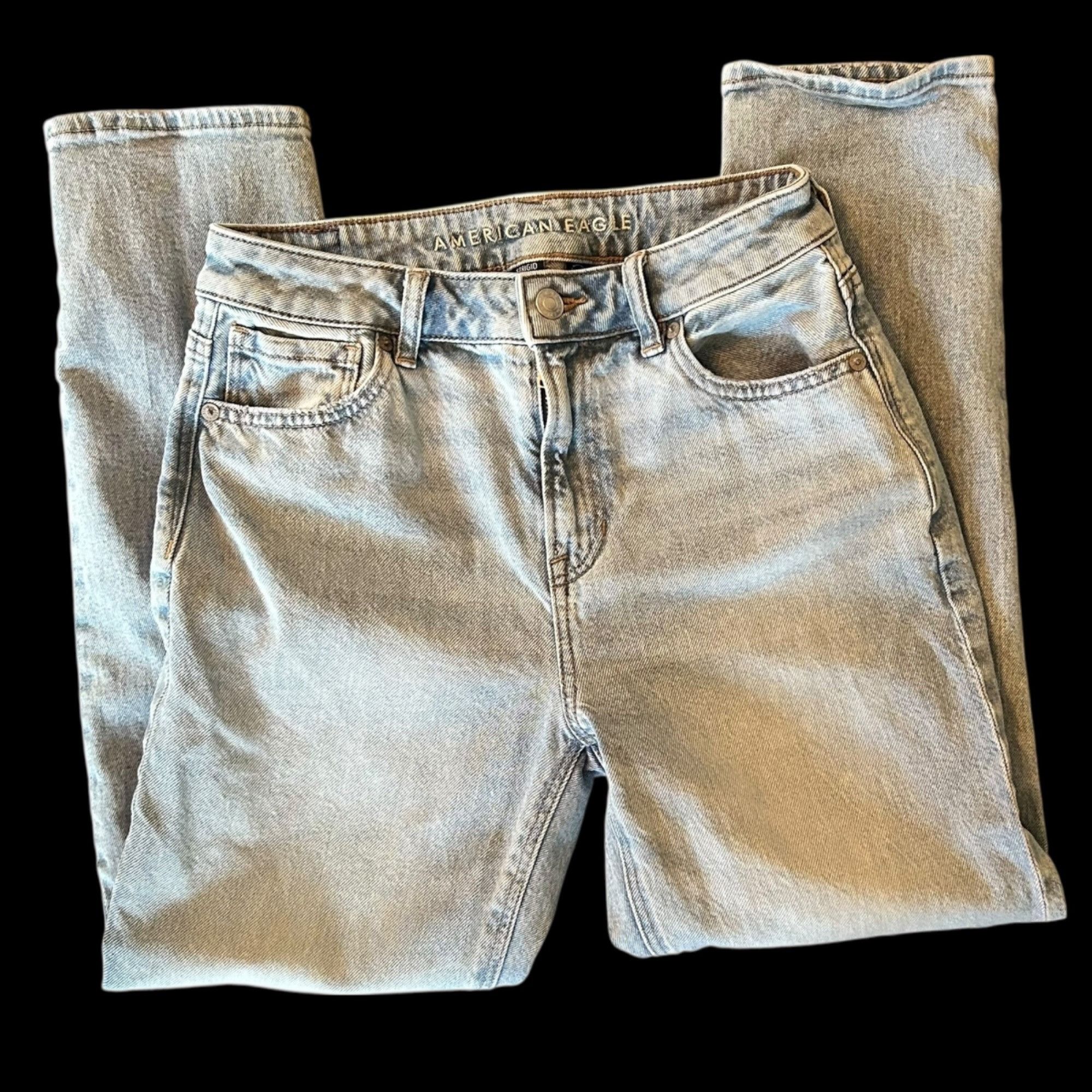 American Eagle Outfitters American Eagle Light Wash High Rise Strigid Mom Denim Jean 2 Size 27" / US 4 / IT 40 - 7 Thumbnail