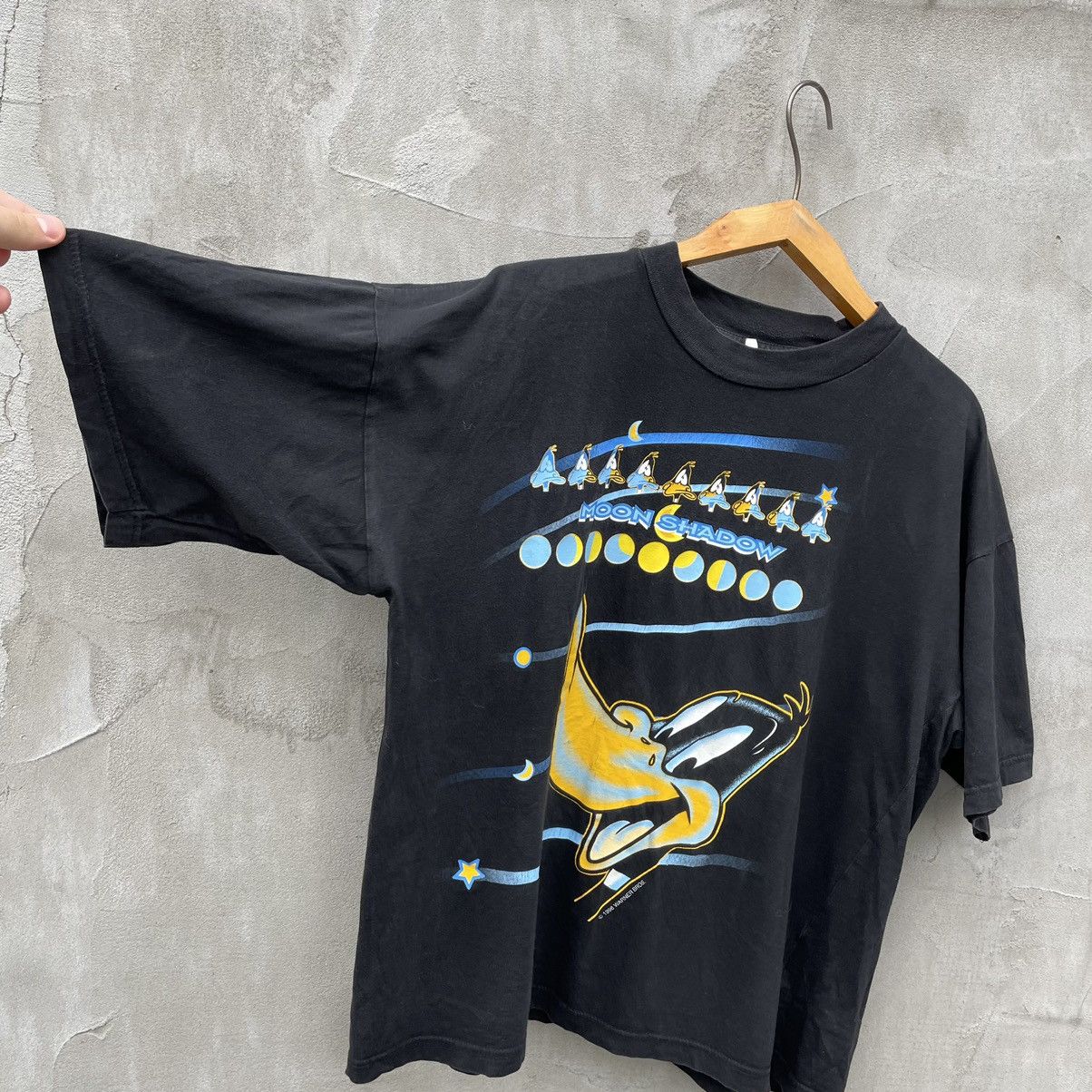 Cartoon Network × Warner Bros Vintage 1998 Duffy Duck Moon Shadow T-Shirt Size US M / EU 48-50 / 2 - 6 Thumbnail