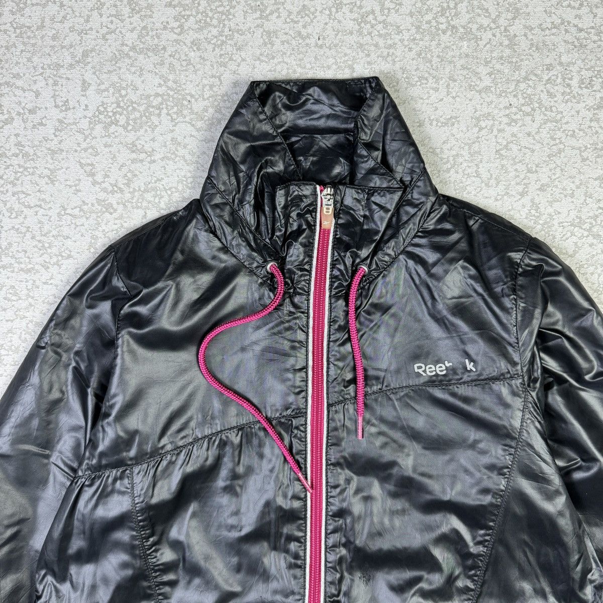 Anime × Japanese Brand × Reebok 💥Reebok X Hello Kitty Light Jacket Size S / US 4 / IT 40 - 2 Thumbnail