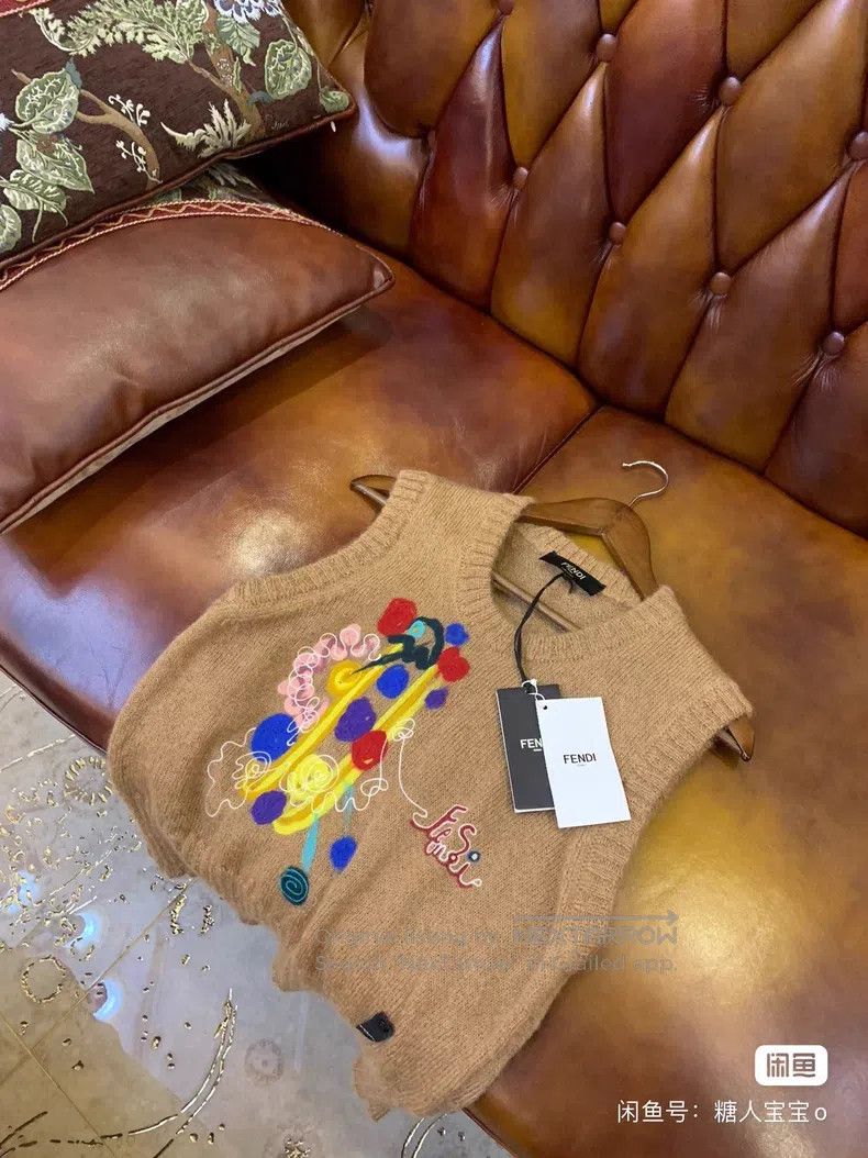 Fendi Fendi Knitted Vest Size US S / EU 44-46 / 1 - 2 Thumbnail