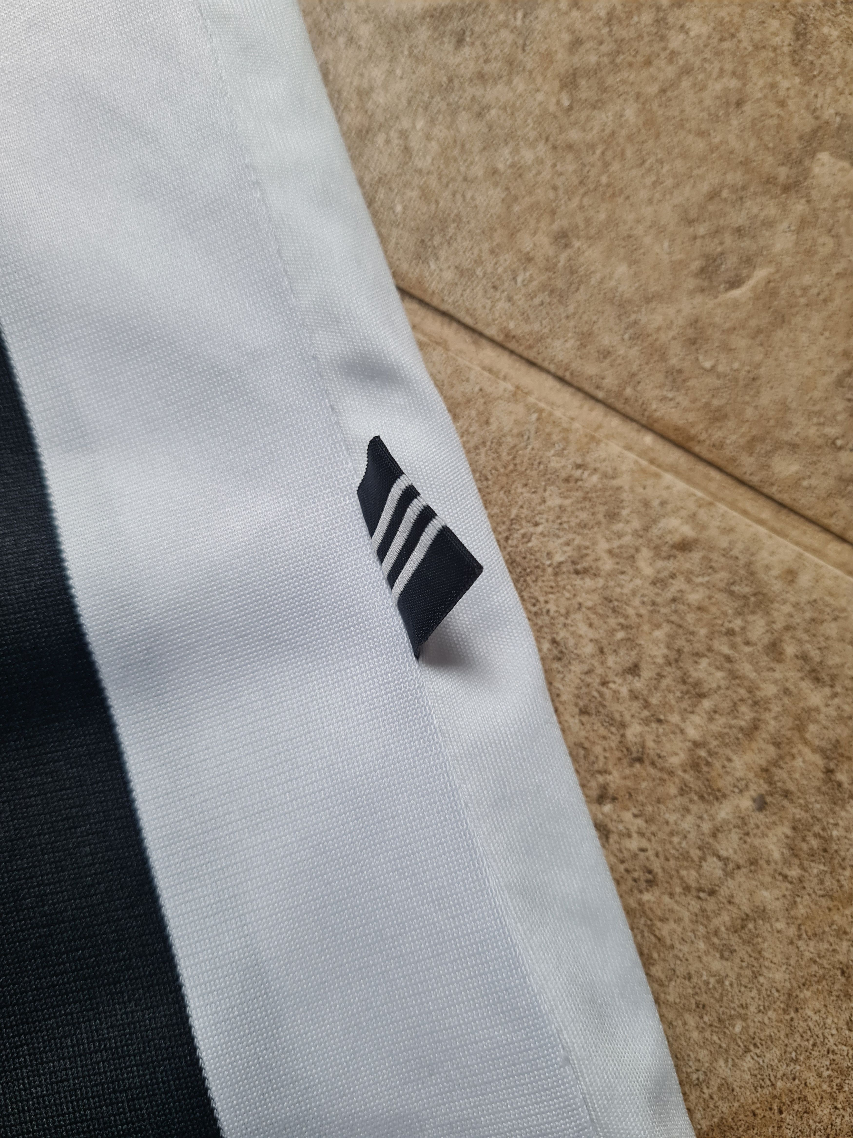 Adidas Rare Jersey Adidas Newcastle 1995/1997 Archive Home Shirt Size US M / EU 48-50 / 2 - 9 Thumbnail