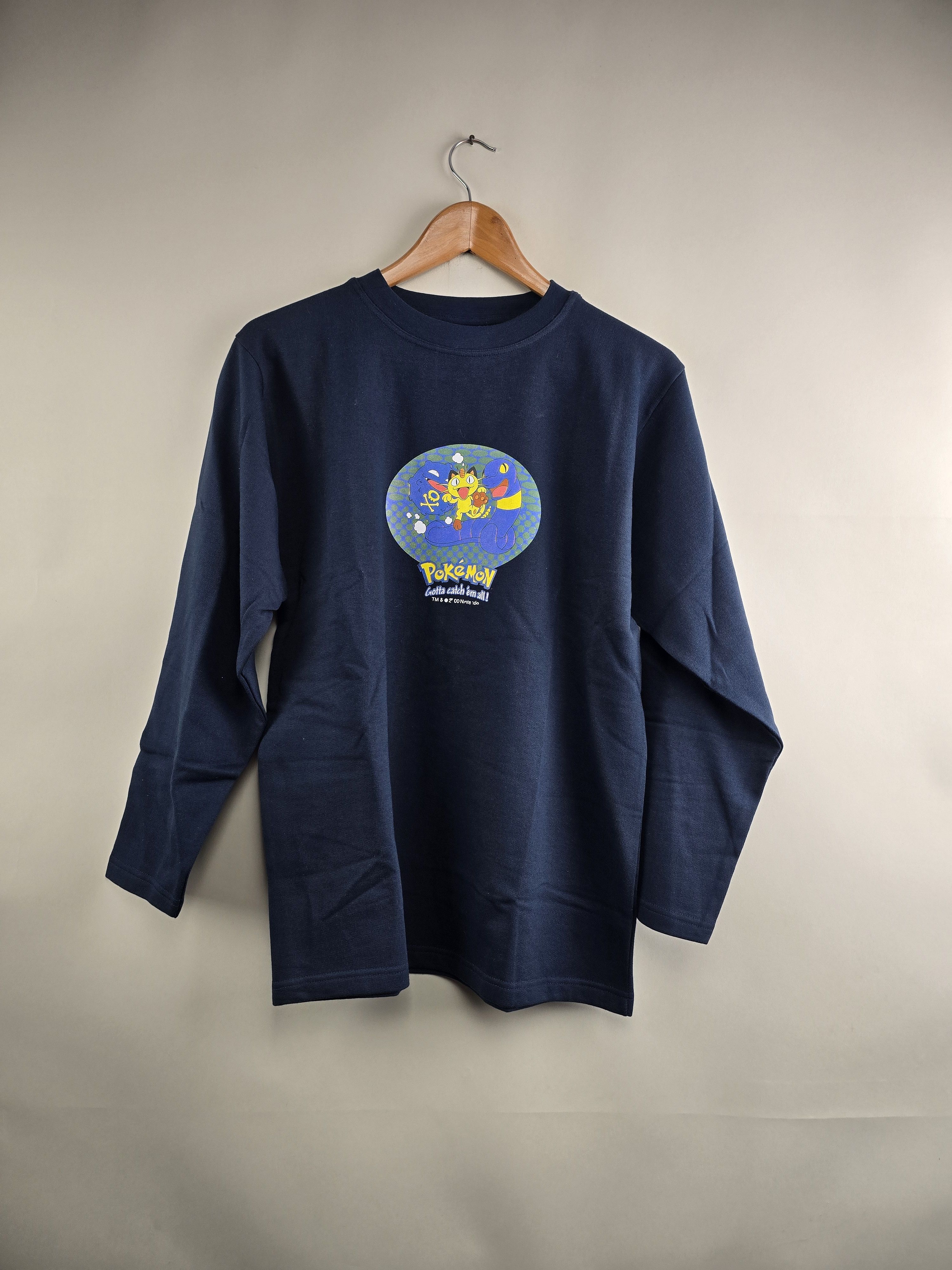 Anime × Pokemon × Vintage 2000 Pokémon Meowth Crewneck M 20" 26.5" Size US M / EU 48-50 / 2 - 8 Thumbnail