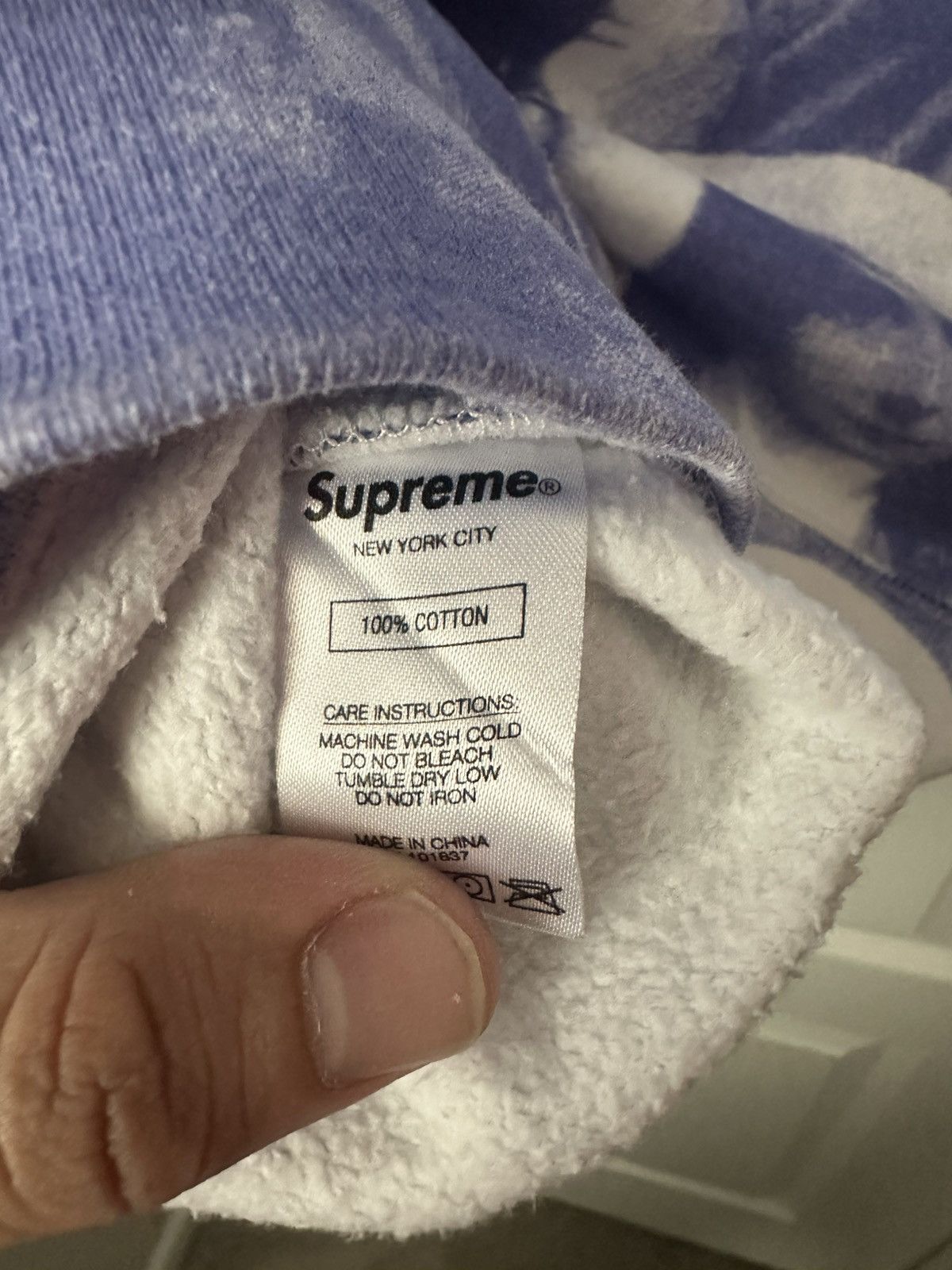 Supreme SUPREME Jesus and Mary Hoodie Blue FW18 Size US XL / EU 56 / 4 - 5 Thumbnail