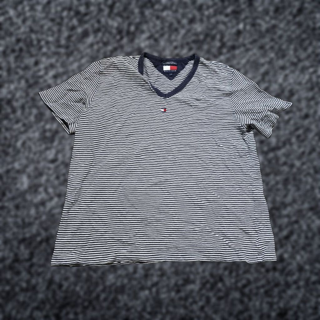 Tommy Hilfiger VINTAGE Tommy Hilfiger T-Shirt Shirt Women L Blue Striped 90s Flag Logo Casual, Cotton, Short Sleeve Size L / US 10 / IT 46 - 1 Thumbnail