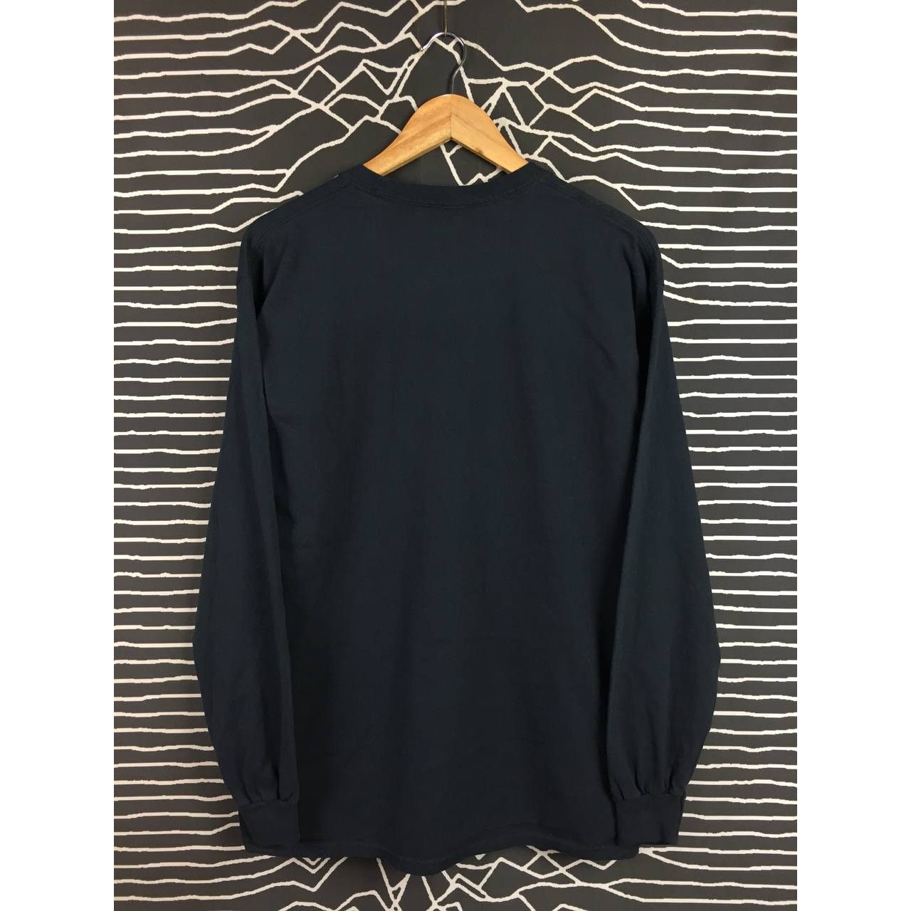 Vintage The Scream Edvard Munch Iconic Art Longsleeve Tee Size US L / EU 52-54 / 3 - 7 Thumbnail