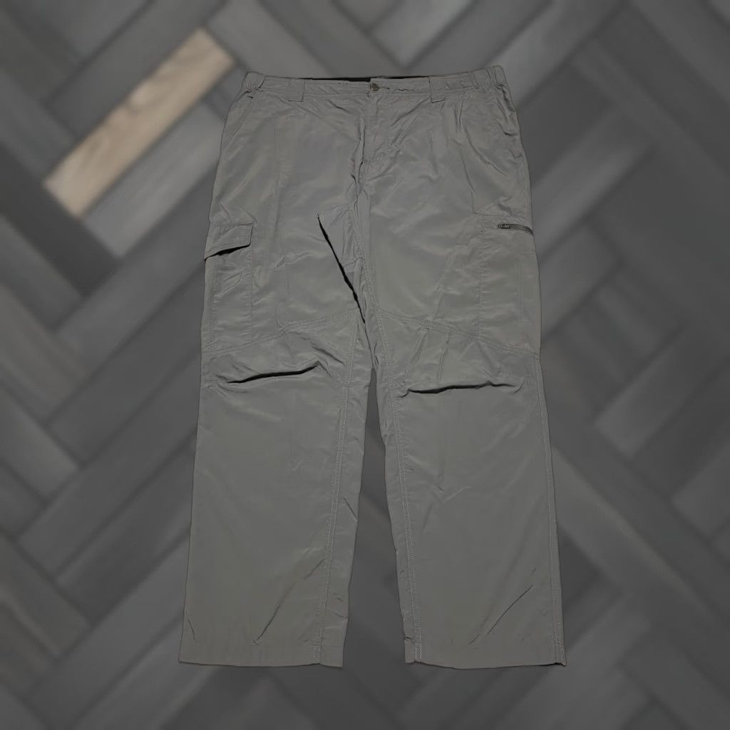 Vintage Columbia Omni Shade Cargo Pants Men's Size 40×30 Gray Lightweight Sportswear Size US 40 / EU 56 - 1 Thumbnail
