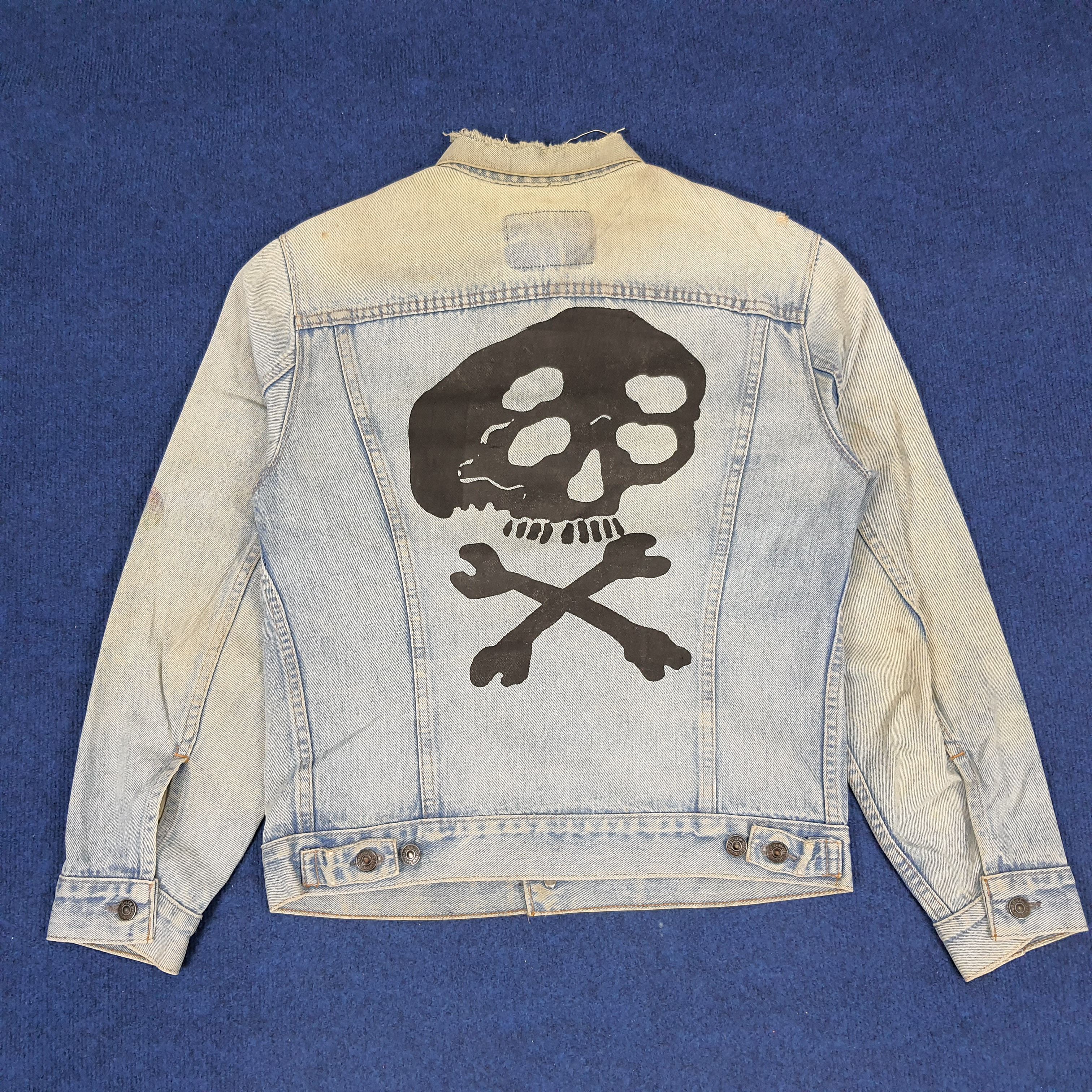 Levi's × Vintage Vintage Levi's Custom Skull Logo Denim Jacket Size US S / EU 44-46 / 1 - 1 Thumbnail