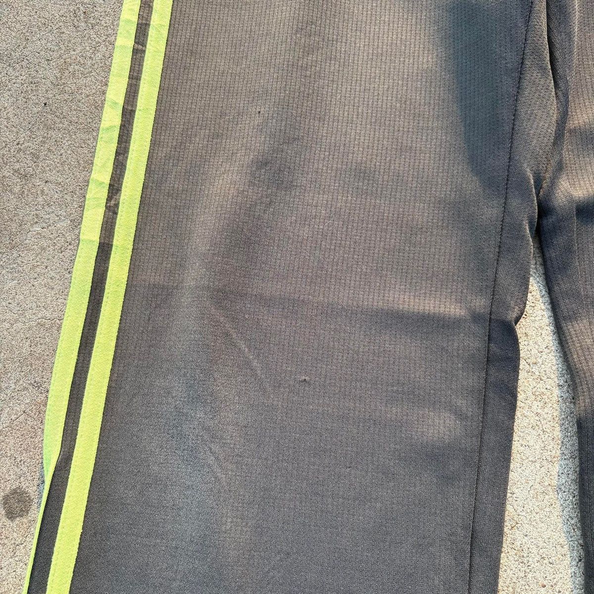 Adidas ❌SOLD❌Adidas Grey Track Pants Neon Stripe Size US 32 / EU 48 - 5 Thumbnail