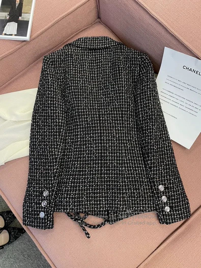 Chanel Chanel Two fake stud beaded coats Size XXS / US 00 / IT 34 - 6 Thumbnail