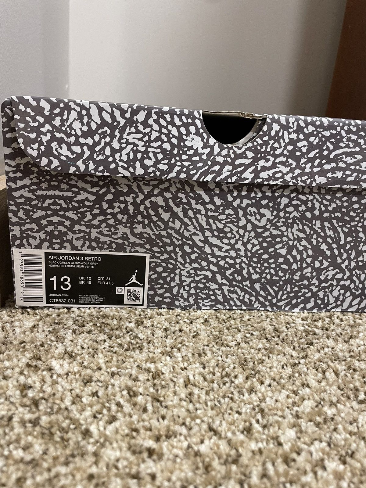 Jordan Brand Jordan 3 Green Glow Retro Size US 13 / EU 46 - 9 Thumbnail