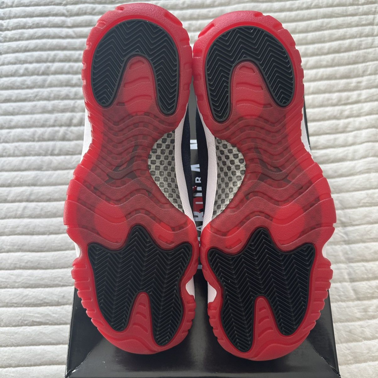 Jordan Brand Jordan 11 Retro 'Bred Velvet' 12W/10.5M Size US 10.5 / EU 43-44 - 11 Thumbnail