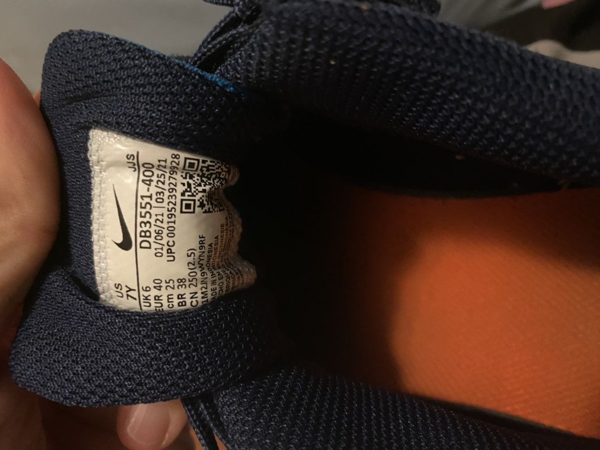 Nike Nike training shoes Size US 7 / EU 40 - 8 Thumbnail