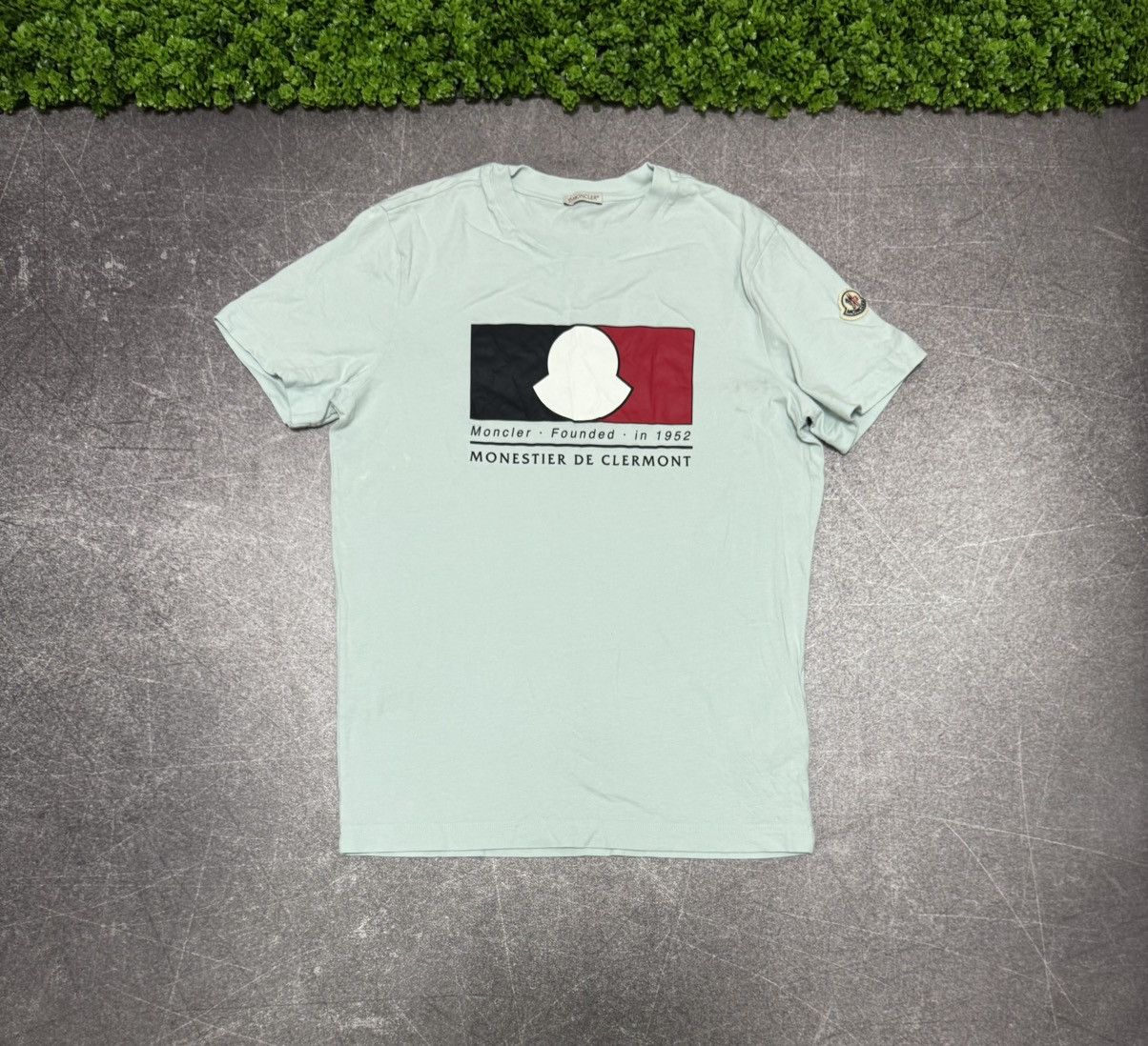 Moncler Moncler T Shirt Size US S / EU 44-46 / 1 - 1 Thumbnail