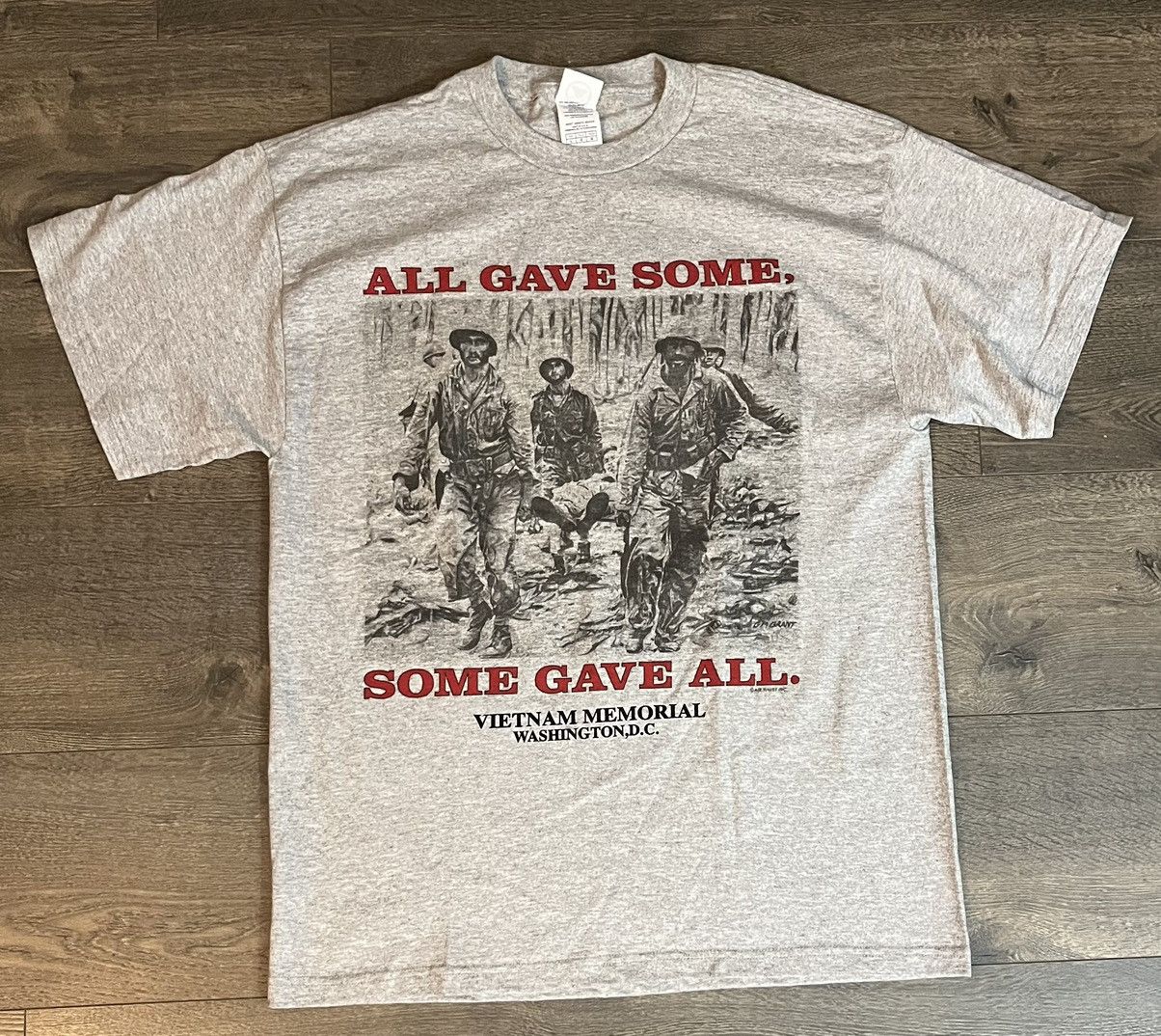 Vintage Vintage “All Gave Some, Some Gave All.” Vietnam Memorial Tee Size US L / EU 52-54 / 3 - 1 Thumbnail