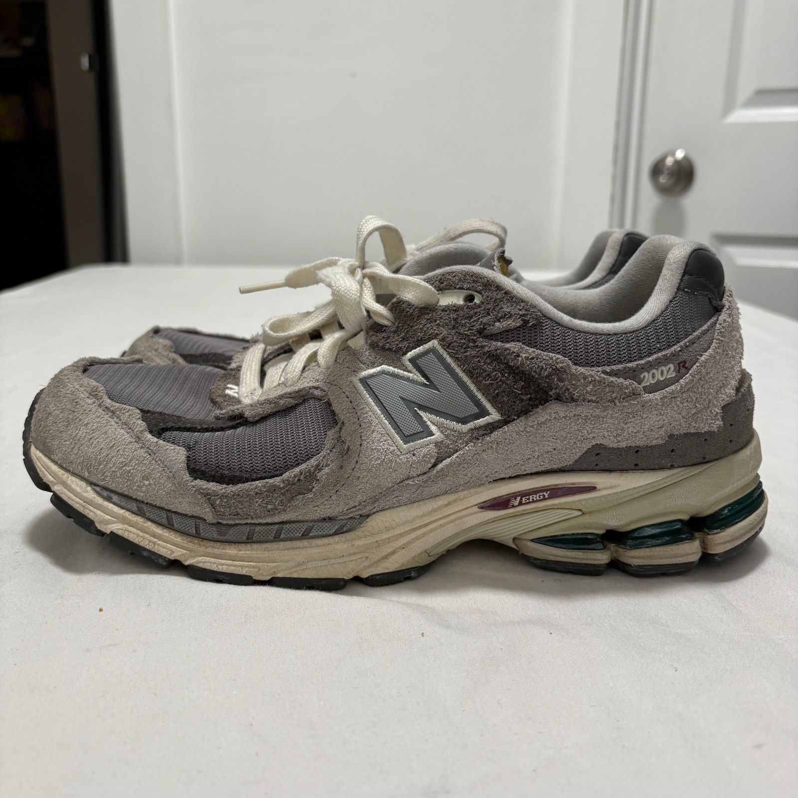 New Balance New Balance 2002R Protection Pack Sneakers Rain Cloud Size 8 Size US 8 / EU 41 - 3 Thumbnail