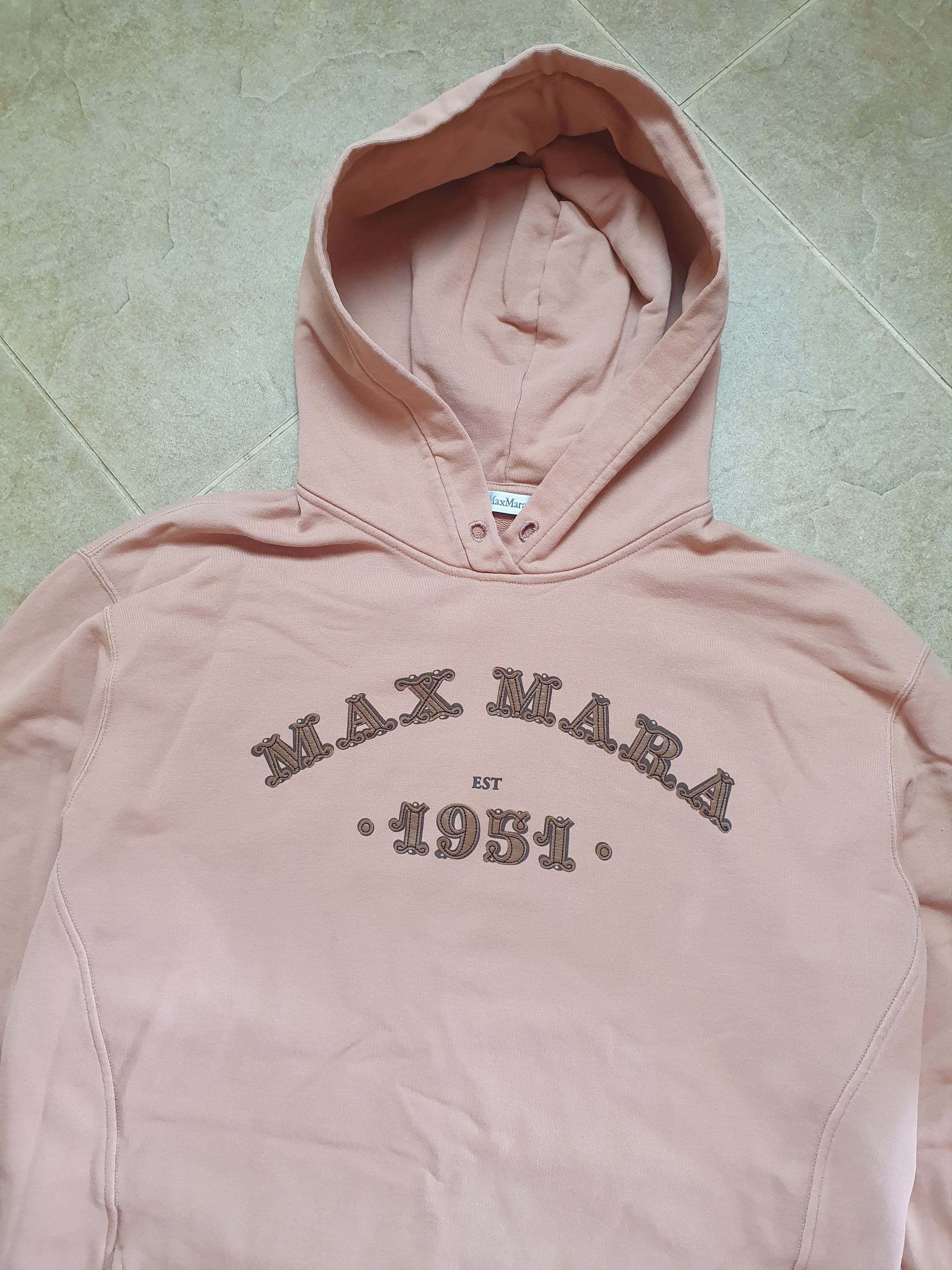 Max Mara Vintage Max Mara women's Hoodie Oversized Tan Sweatshirt Size M / US 6-8 / IT 42-44 - 2 Thumbnail