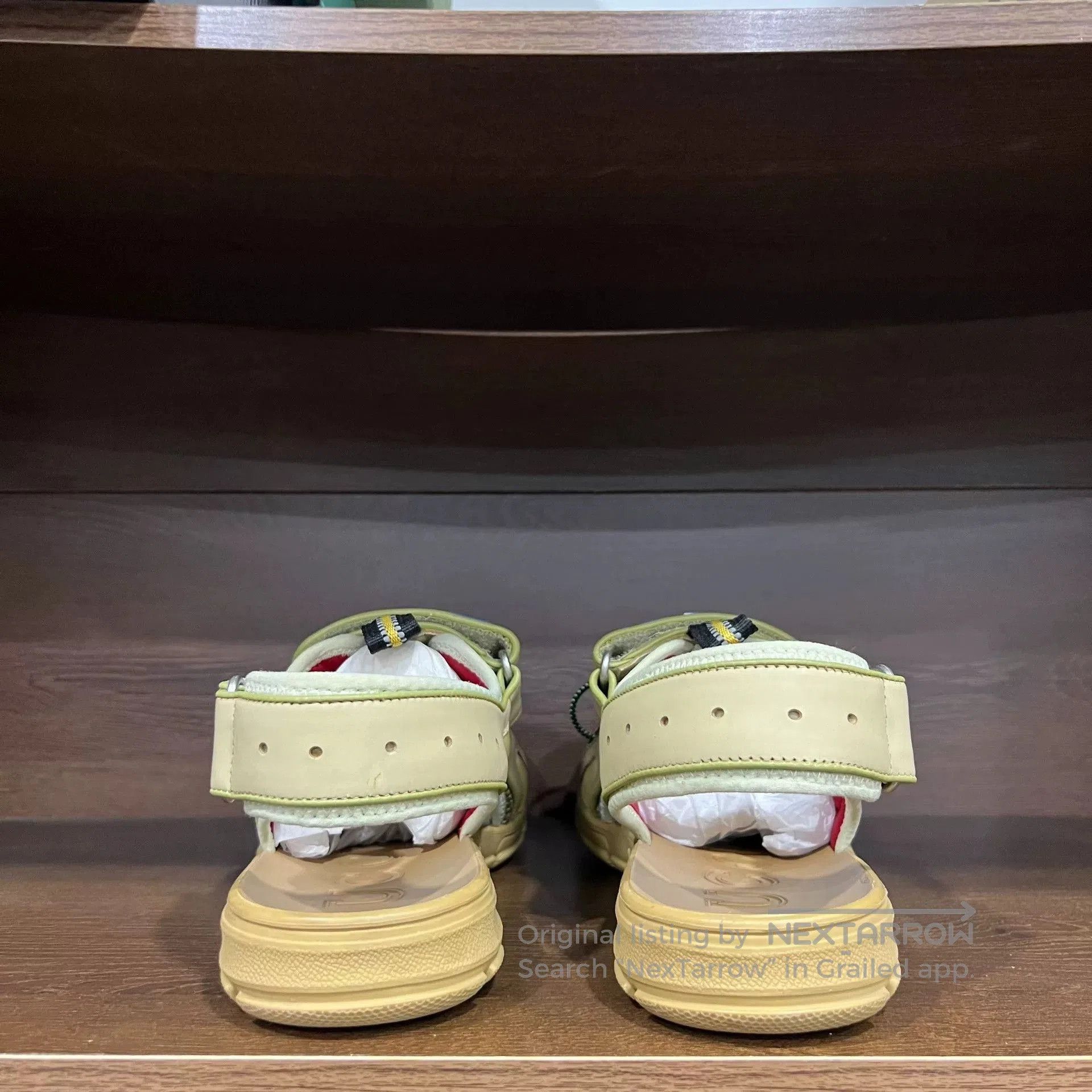 Gucci Gucci Men's Leather Beach Sandals. Size US 10 / EU 43 - 3 Thumbnail