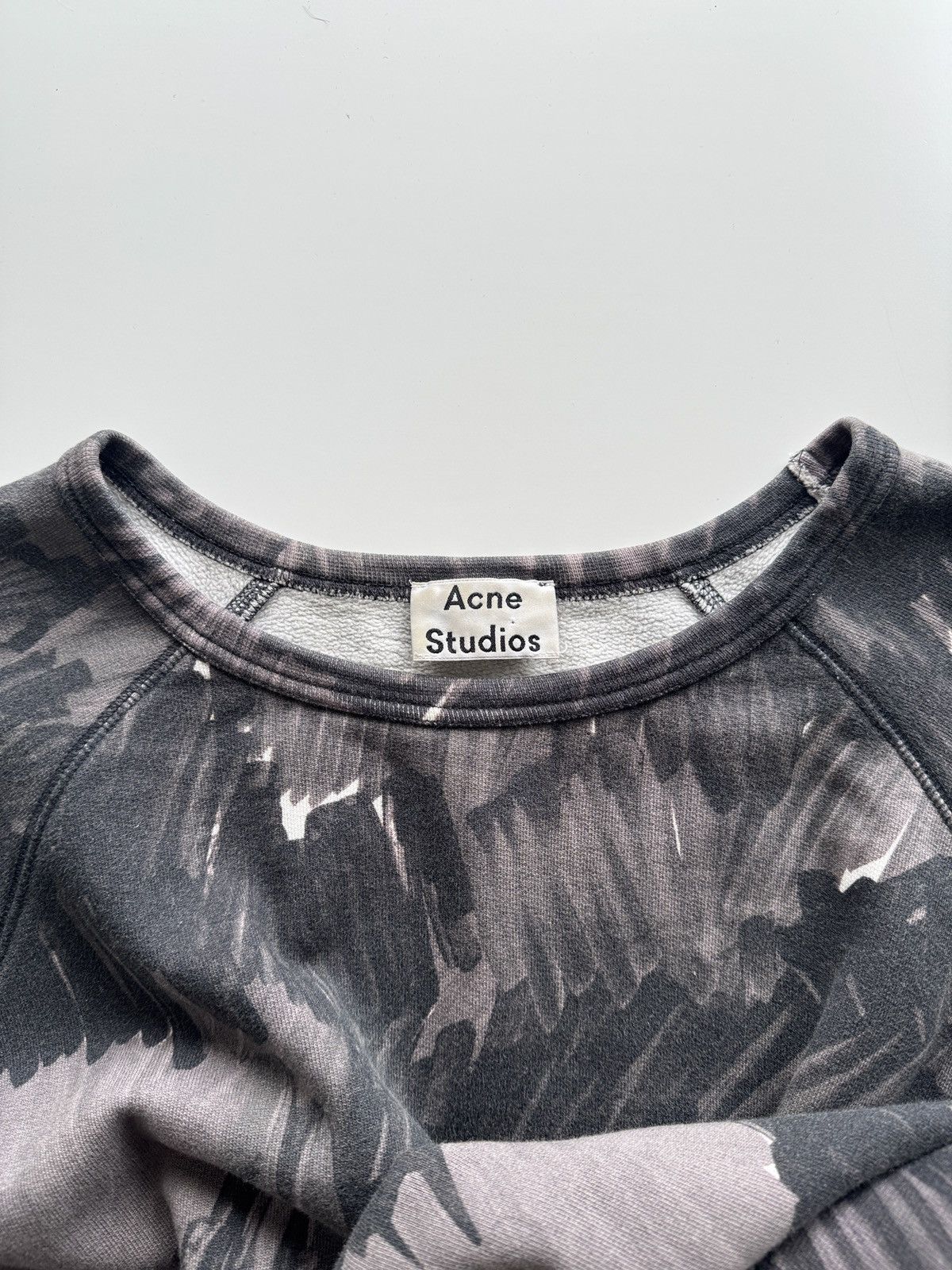 Acne Studios Acne Studios College Marker AW14 Sweatshirt – Size L Size US L / EU 52-54 / 3 - 6 Thumbnail
