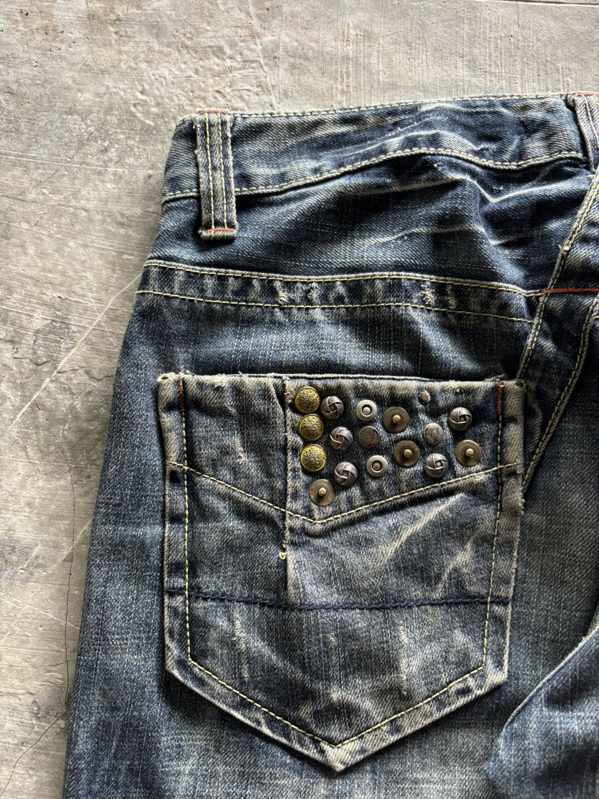 Tornado Mart FLARE LUCKY STORE JEANS JAPANESE DENIM STUDDED RUSTY MUDWASH Size US 31 - 17 Thumbnail
