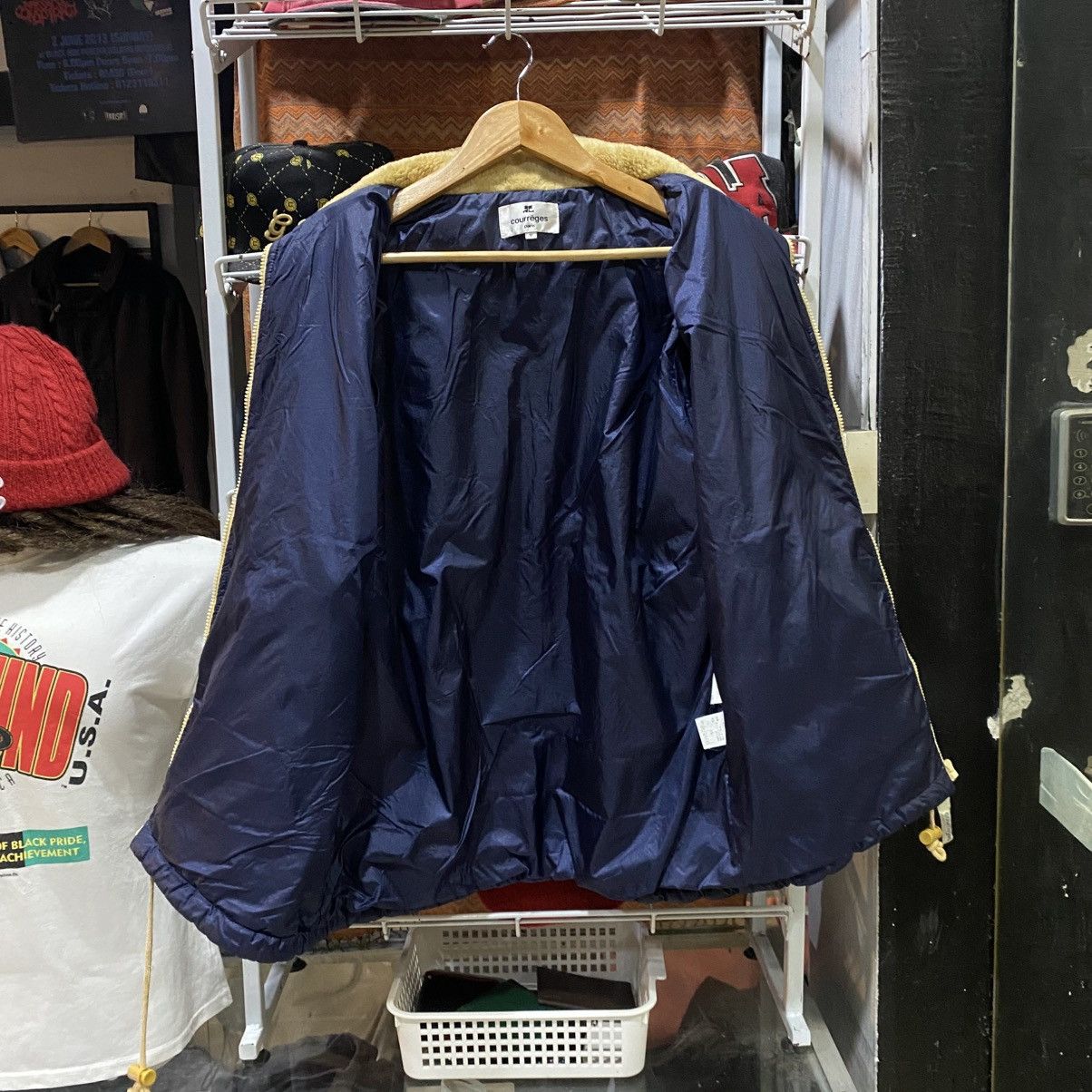 Courreges Vintage Courrèges fleece jacket in yellow navy blue accents Size US M / EU 48-50 / 2 - 3 Thumbnail