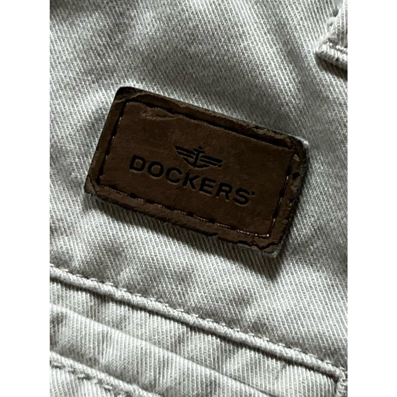 Dockers Dockers khaki shorts size 36 Size US 36 / EU 52 - 7 Thumbnail