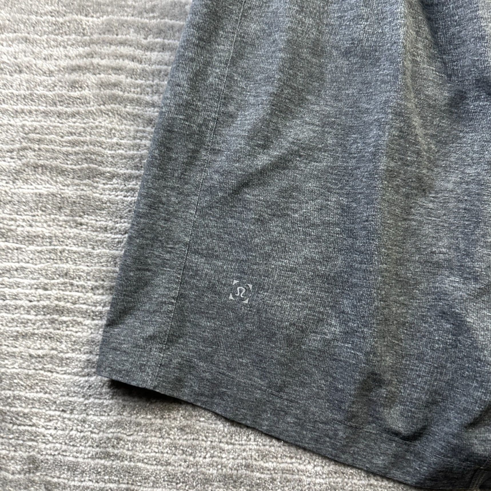 Lululemon Lululemon Shorts Mens Medium Gray 8" Running The Product Size US 31 - 4 Thumbnail