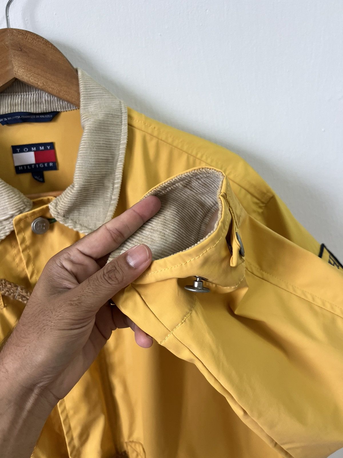 Tommy Hilfiger Vintage Tommy Hilfiger Raincoat Size US XL / EU 56 / 4 - 13 Thumbnail